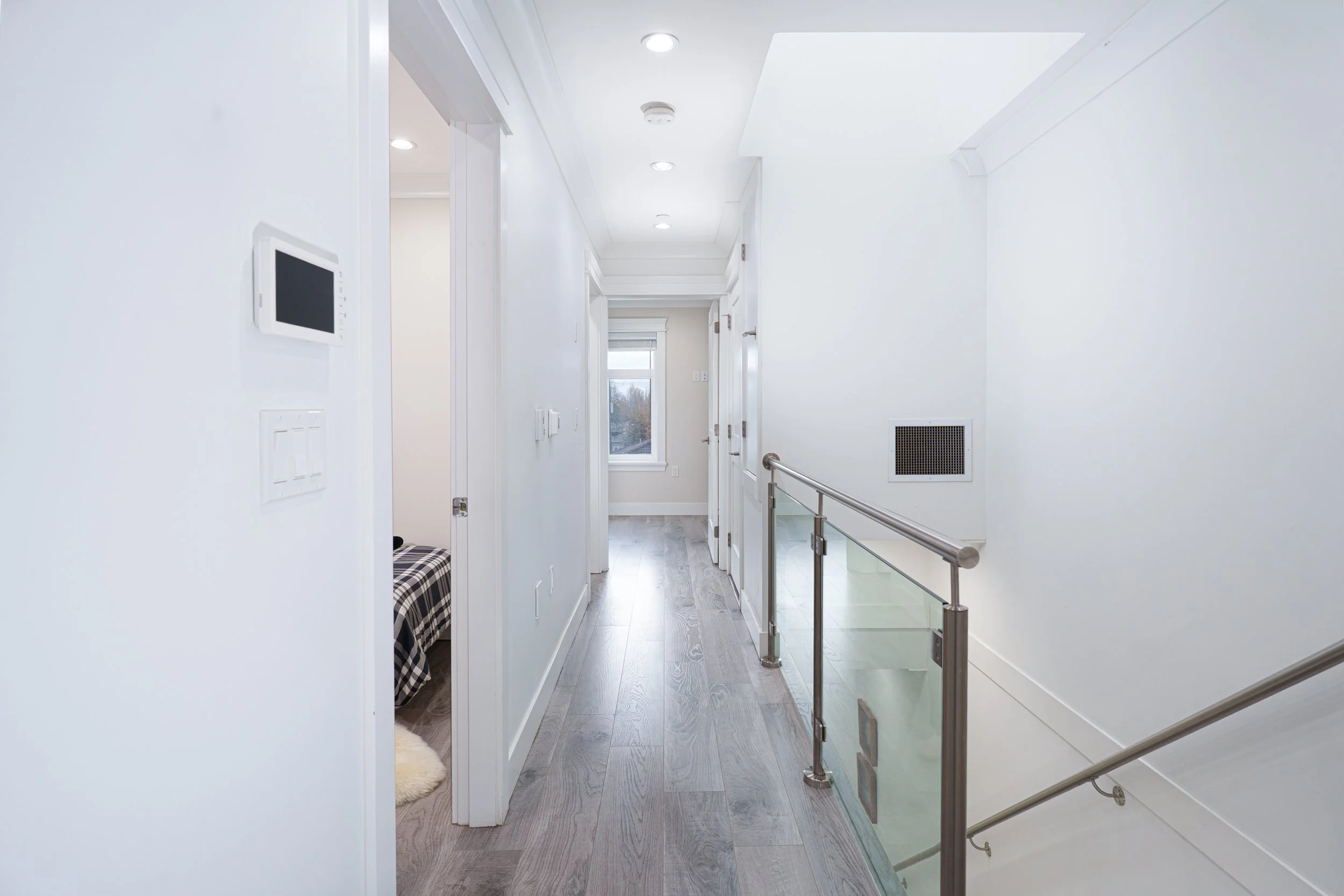 3216 Vimy Crescent MLS Res-14.jpg