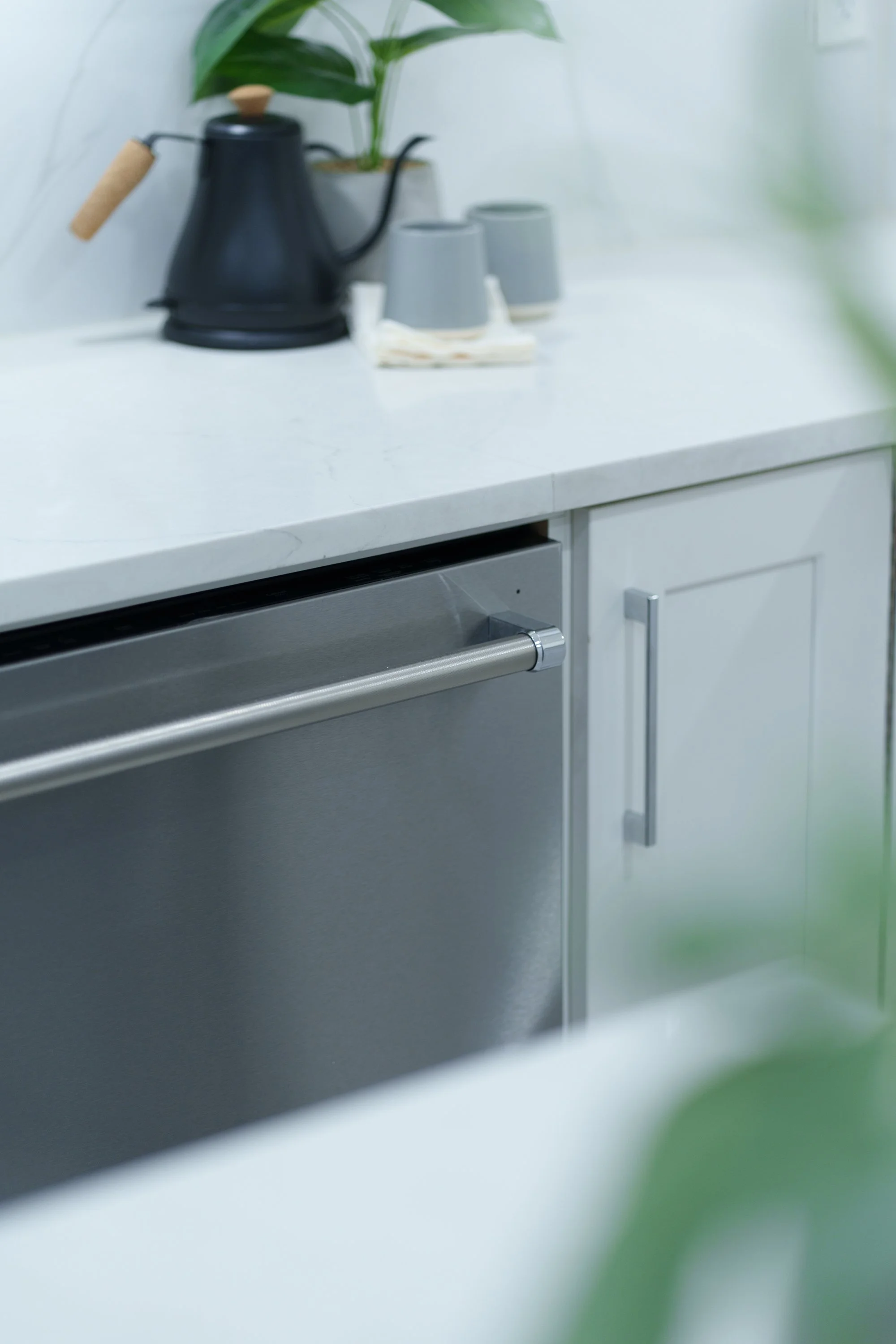 3216 Vimy Crescent Editorial MLS Res-12.jpg