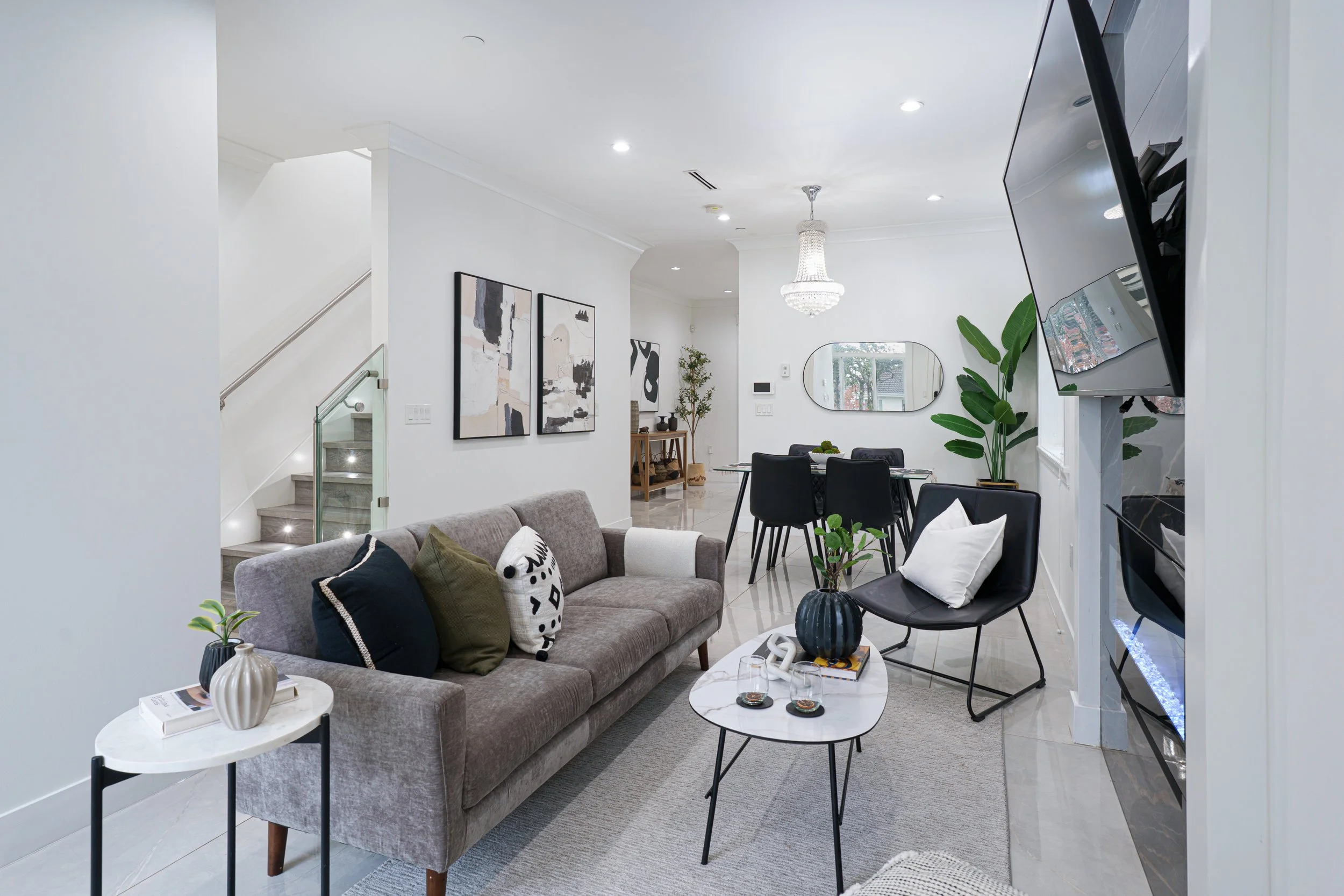 3216 Vimy Crescent MLS Res-1.jpg