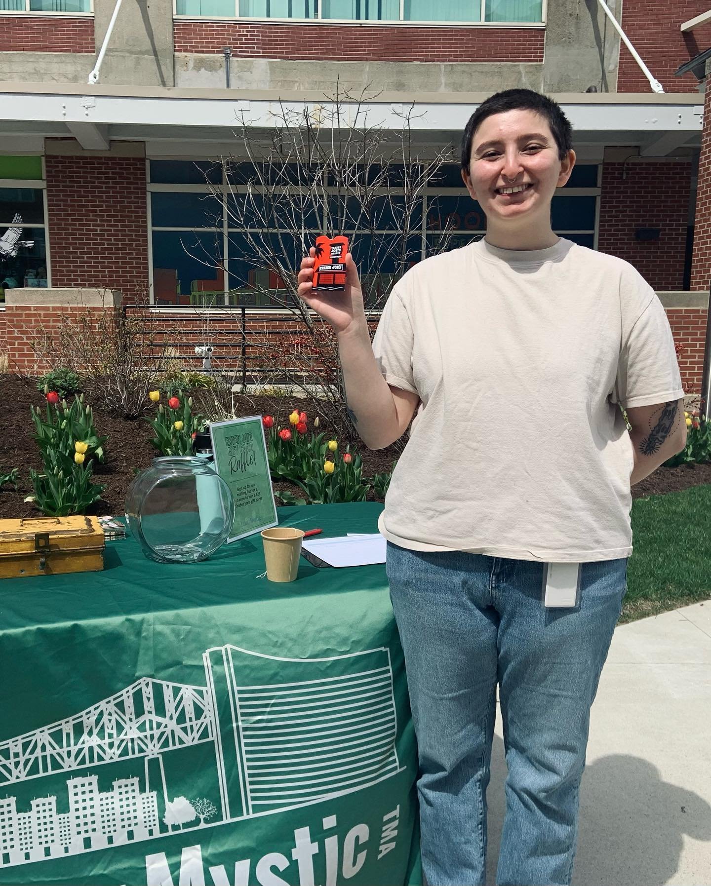 💚🌱 Happy Earth Day! 🌱💚

Here are some pics of us at Hood Park last week to promote the use of sustainable transportation. Congrats to our lucky raffle winner, Rosemary, who won a gift card to Trader Joe&rsquo;s!

💡 Each time you choose to walk, 