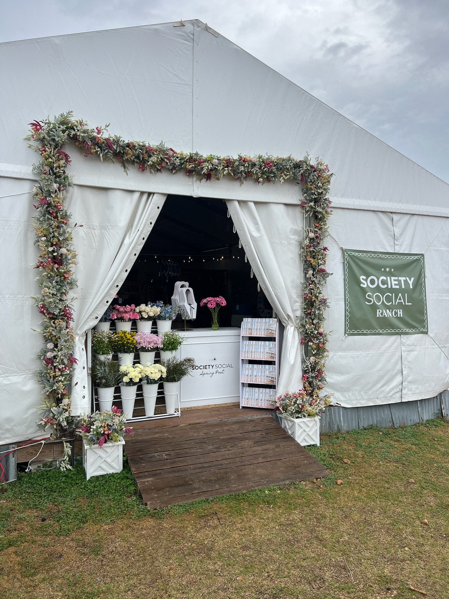 Society Social Bouquet Bar