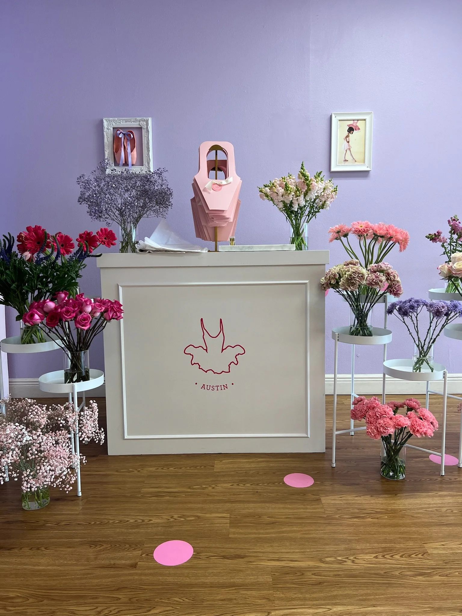 Tutu School Bouquet Bar