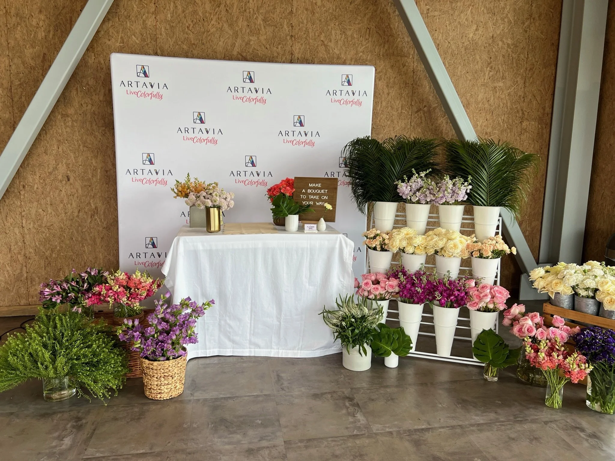 Bouquet Flower Bar for Artavia