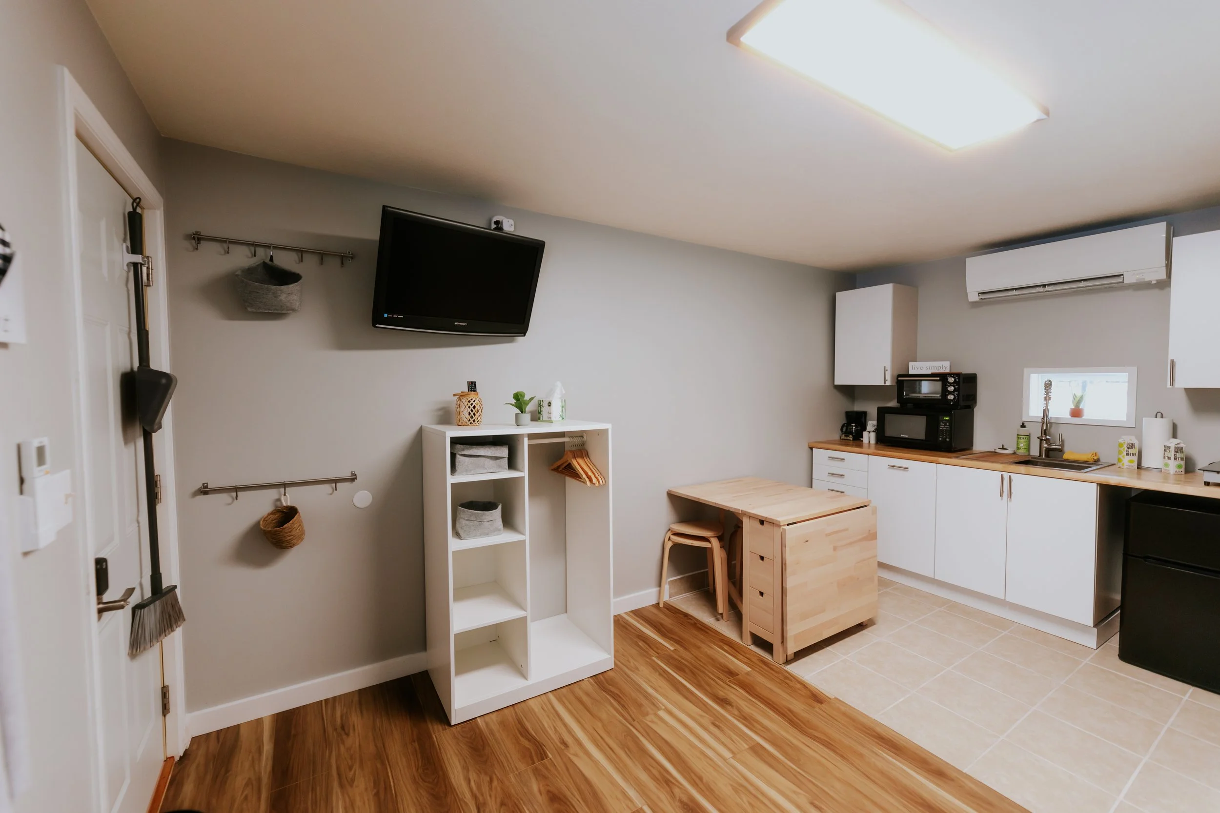 Furnished Studio North apartment