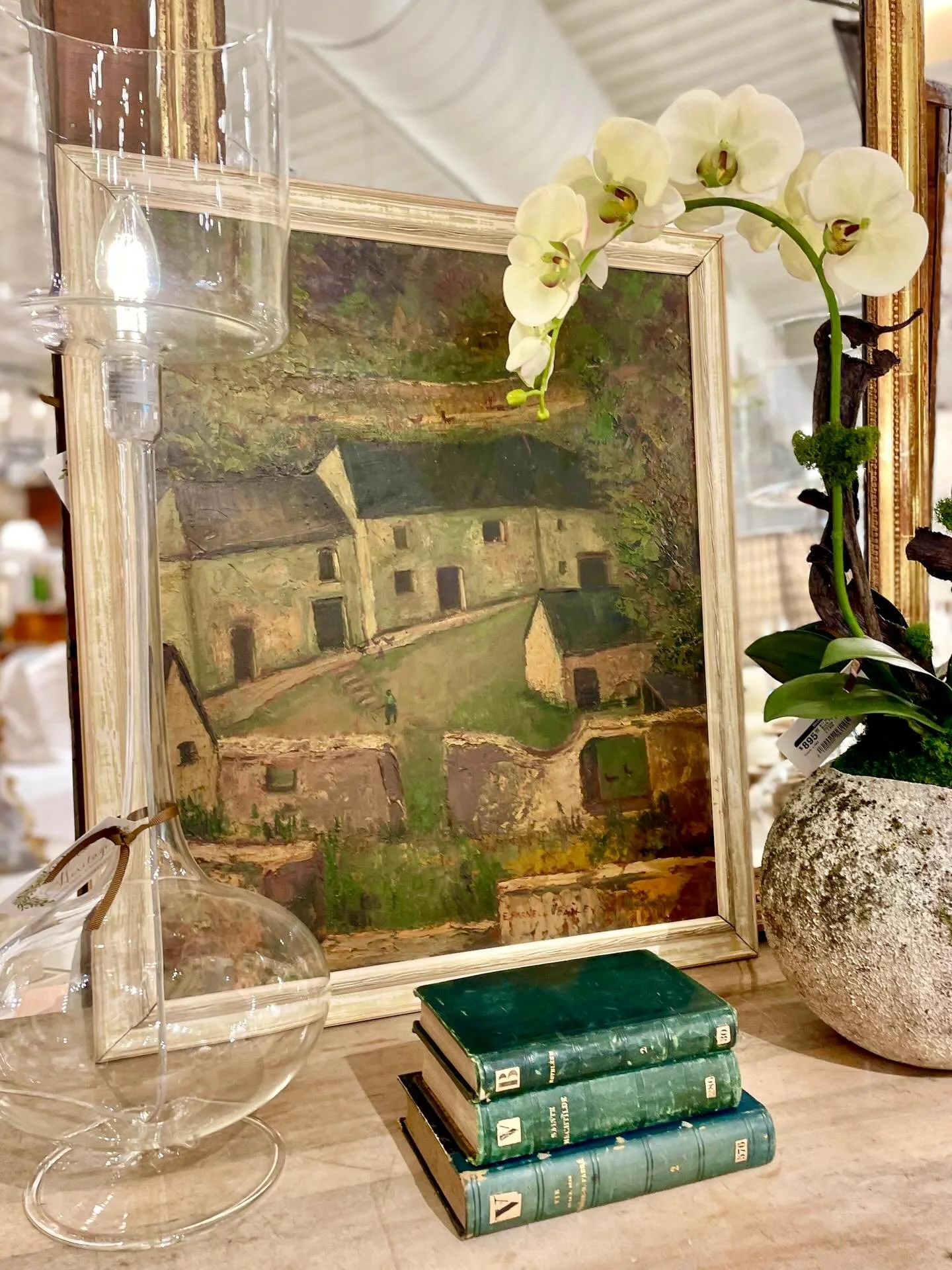 And we have gifts for all the art lovers and collectors on your list! #antiquepainting #holidaygiftideas