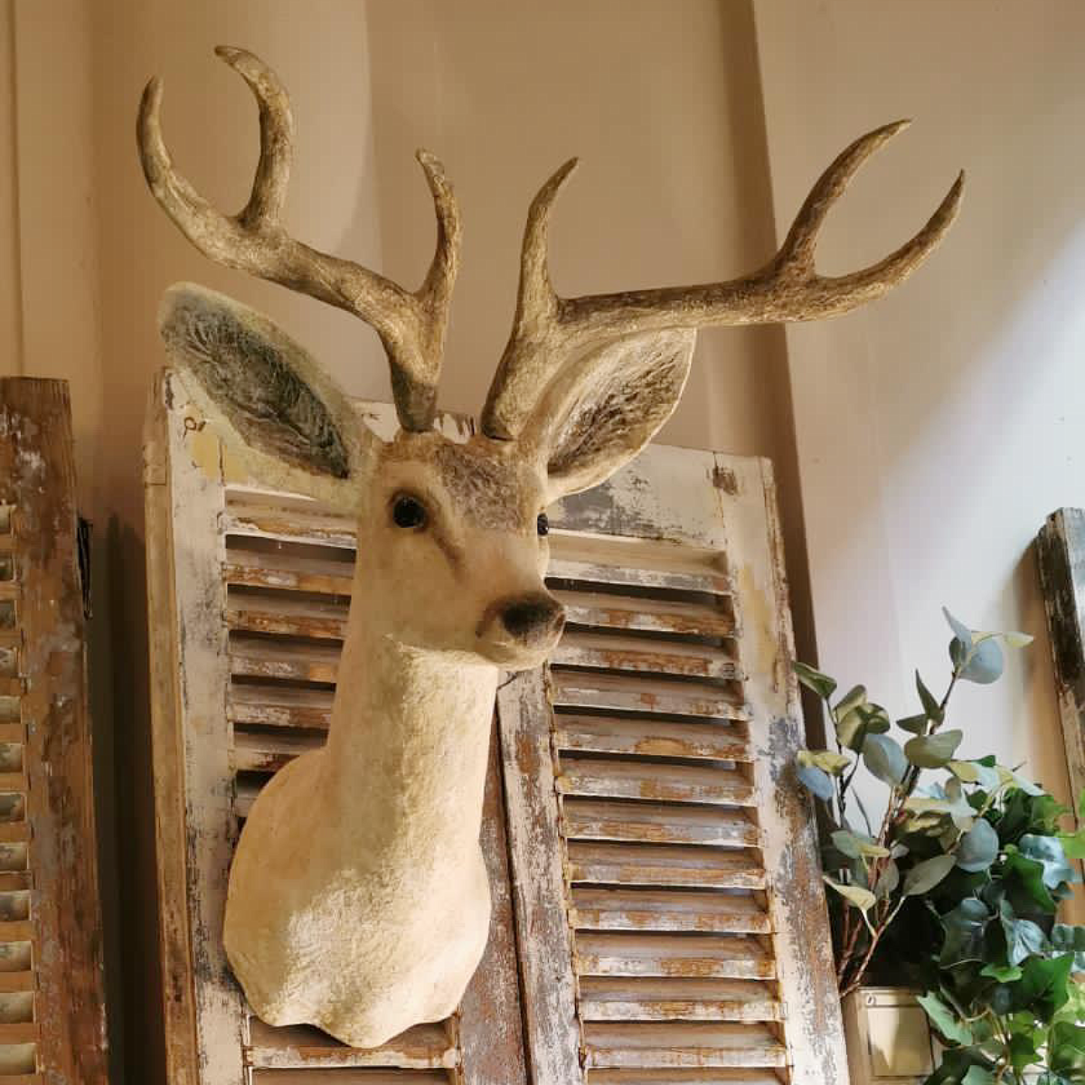 Deer Mount 2.png
