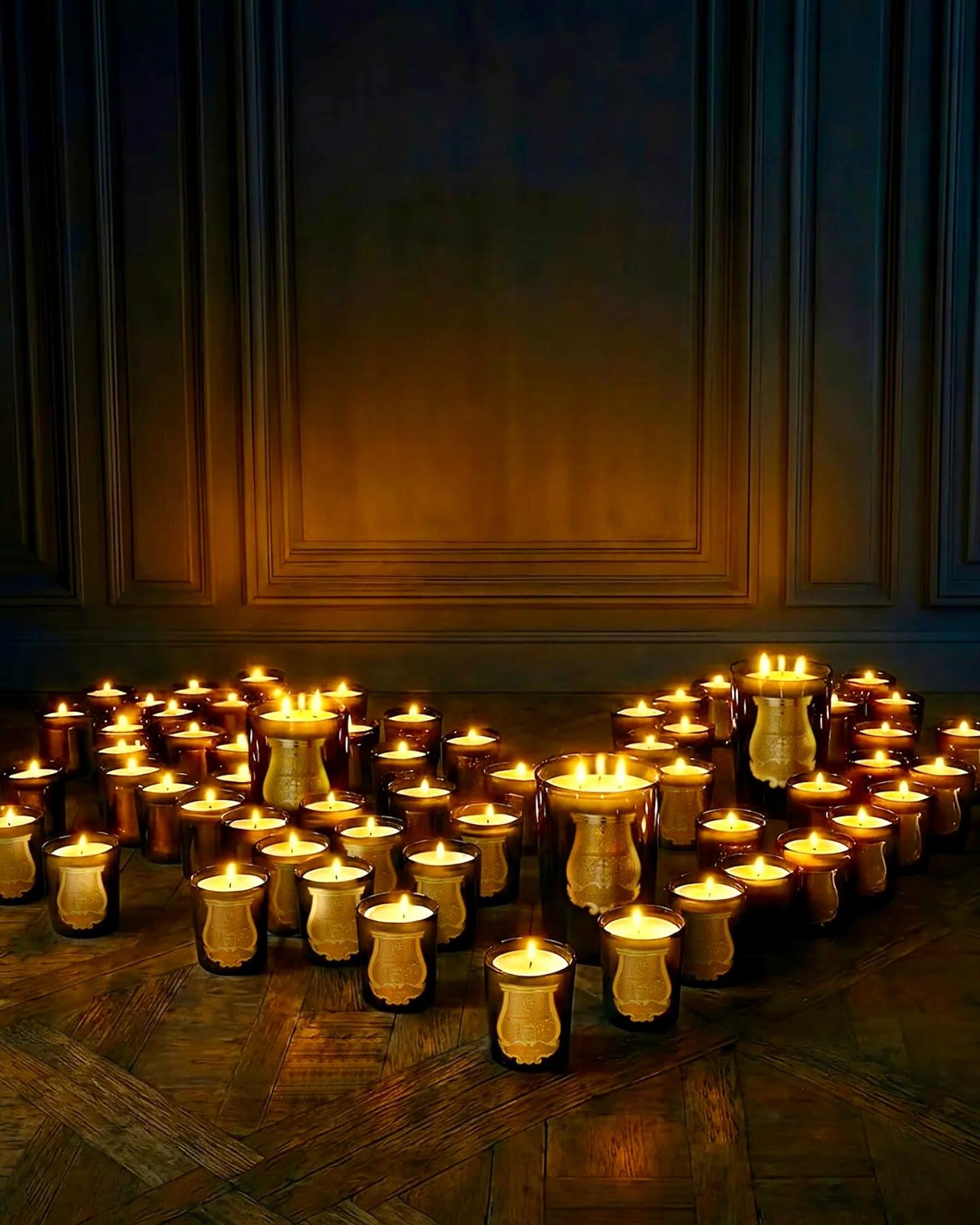 Choose a gift this Valentine&rsquo;s that captures shared moments: time spent together and those quiet gestures that become precious. A romantic object, discreet yet deeply present, like a thoughtful gesture offered for no reason other than love. A t