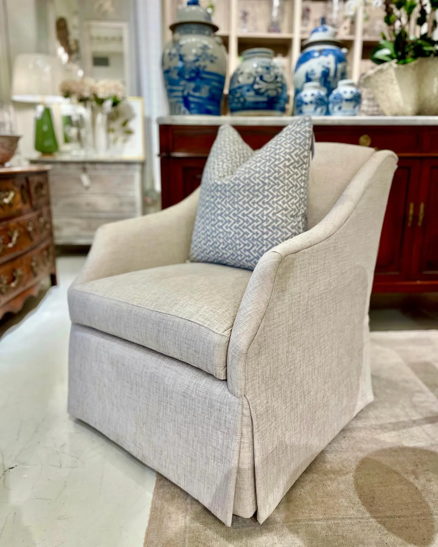 Two of the very best! A couple of our favorite @wesleyhallfurniture swivel chairs. Customize your own! Discover our exciting collection of hand-selected Custom Upholstery. Find more details and pics on our website at www.heritagemarkdesign.com. Shipp