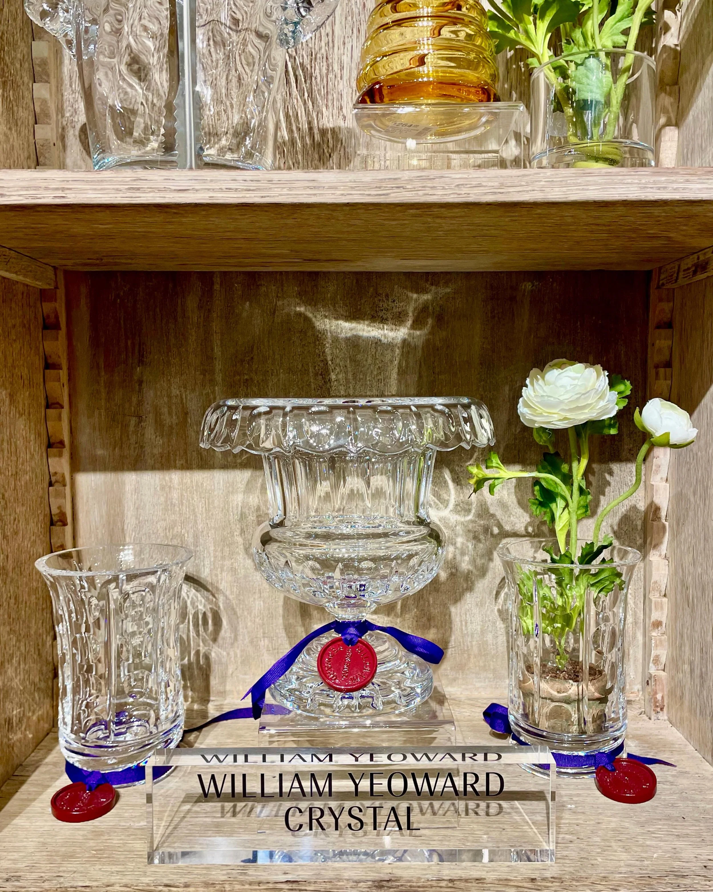 We&rsquo;ve got the goods for the perfect Mother&rsquo;s Day gift this weekend! @williamyeowardcrystal makes a special gift! Discover our exciting collection of one-of-a-kind, hand-selected Curated Decor and Original Art. For more information:
&bull;