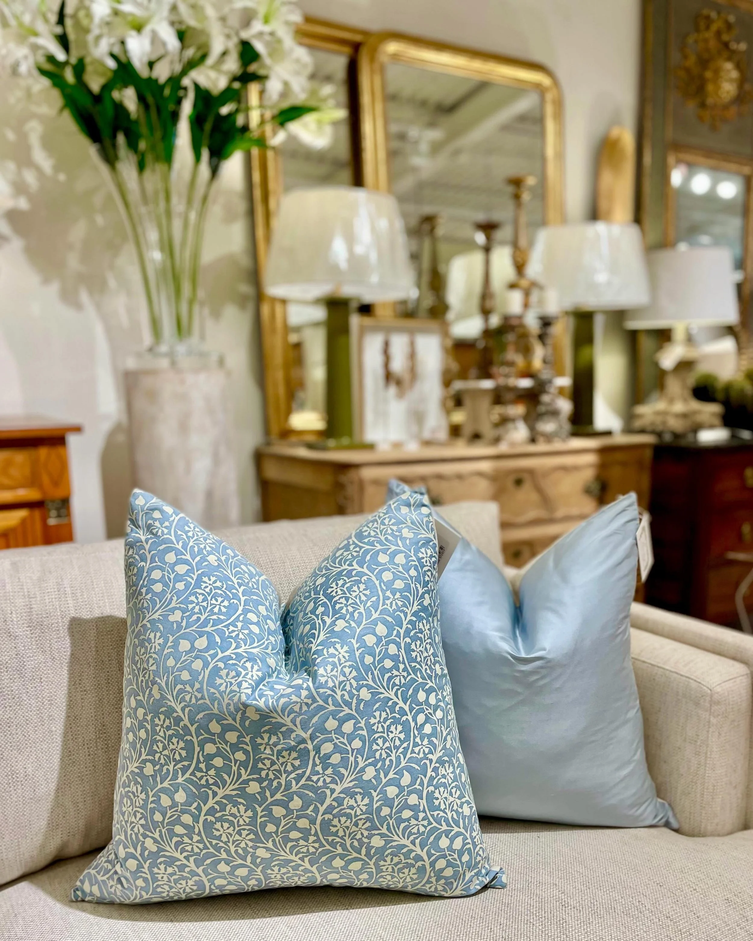 Just in&mdash;a new shipment of gorgeous Fortuny pillows! Swipe for a preview. Meticulously hand crafted from luxuriously handmade fabrics from the Fortuny atelier in Venice, Italy. Add that touch of je ne sais quoi to your space! Stop in soon&mdash;