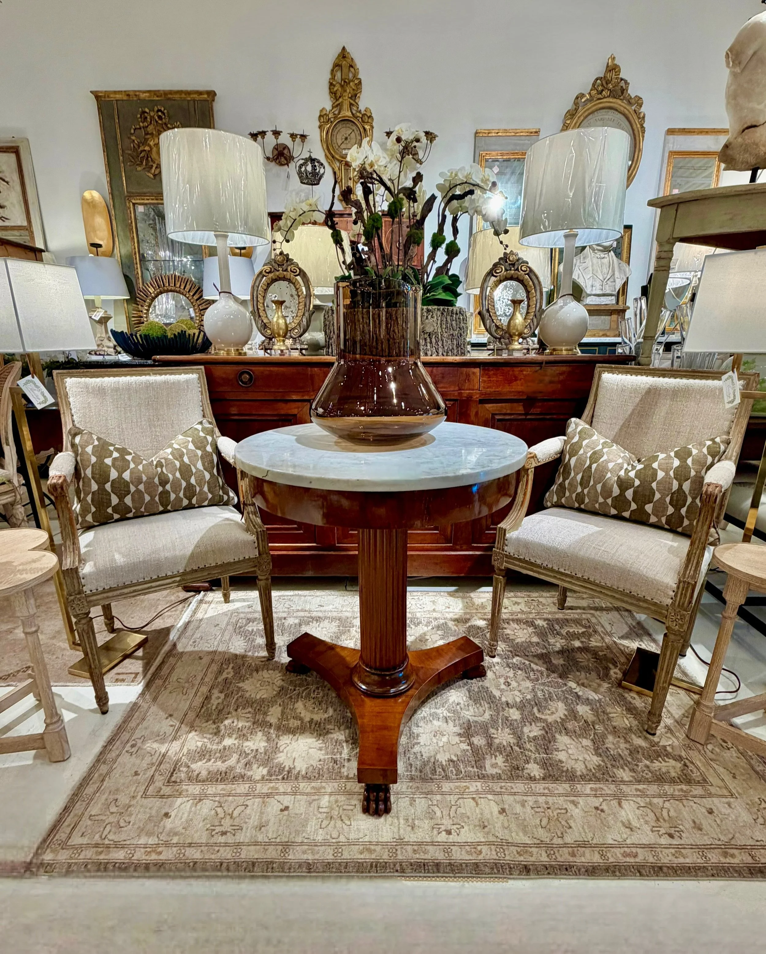 So many more fabulous pieces unwrapped and placed in the shoppe today! Including this pair of Antique Louis Philippe Fauteuils paired with the perfect @fermoie lumbar pillows! Discover our extensive collection of one-of-a-kind, hand-selected European
