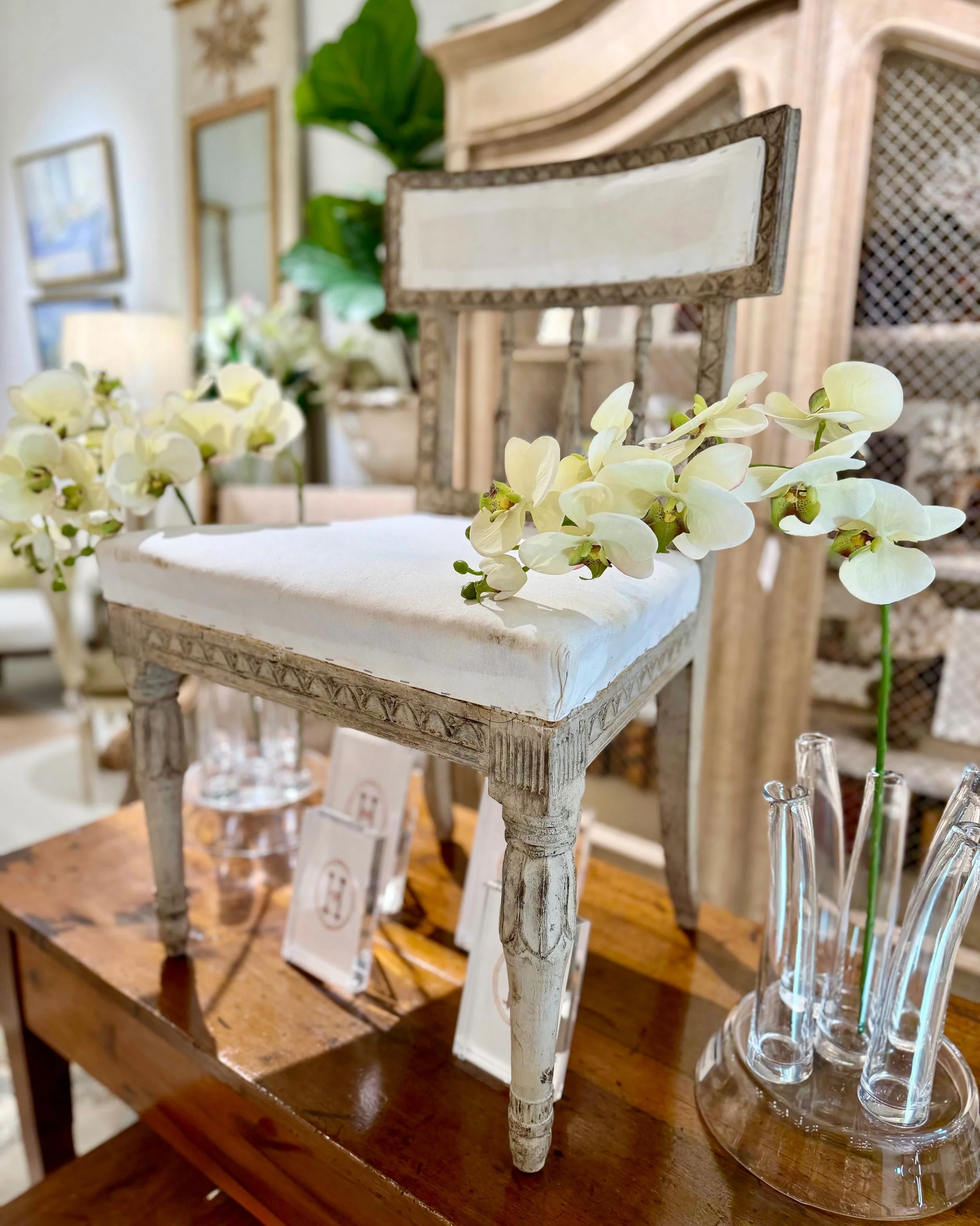 Discover our extensive collection of one-of-a-kind, hand-selected European Antiques and Curated Decor. Find more details and pics on our website at www.heritagemarkdesign.com. Shipping available. #heritageclt #curateddecor #europeanantiques 
#italian