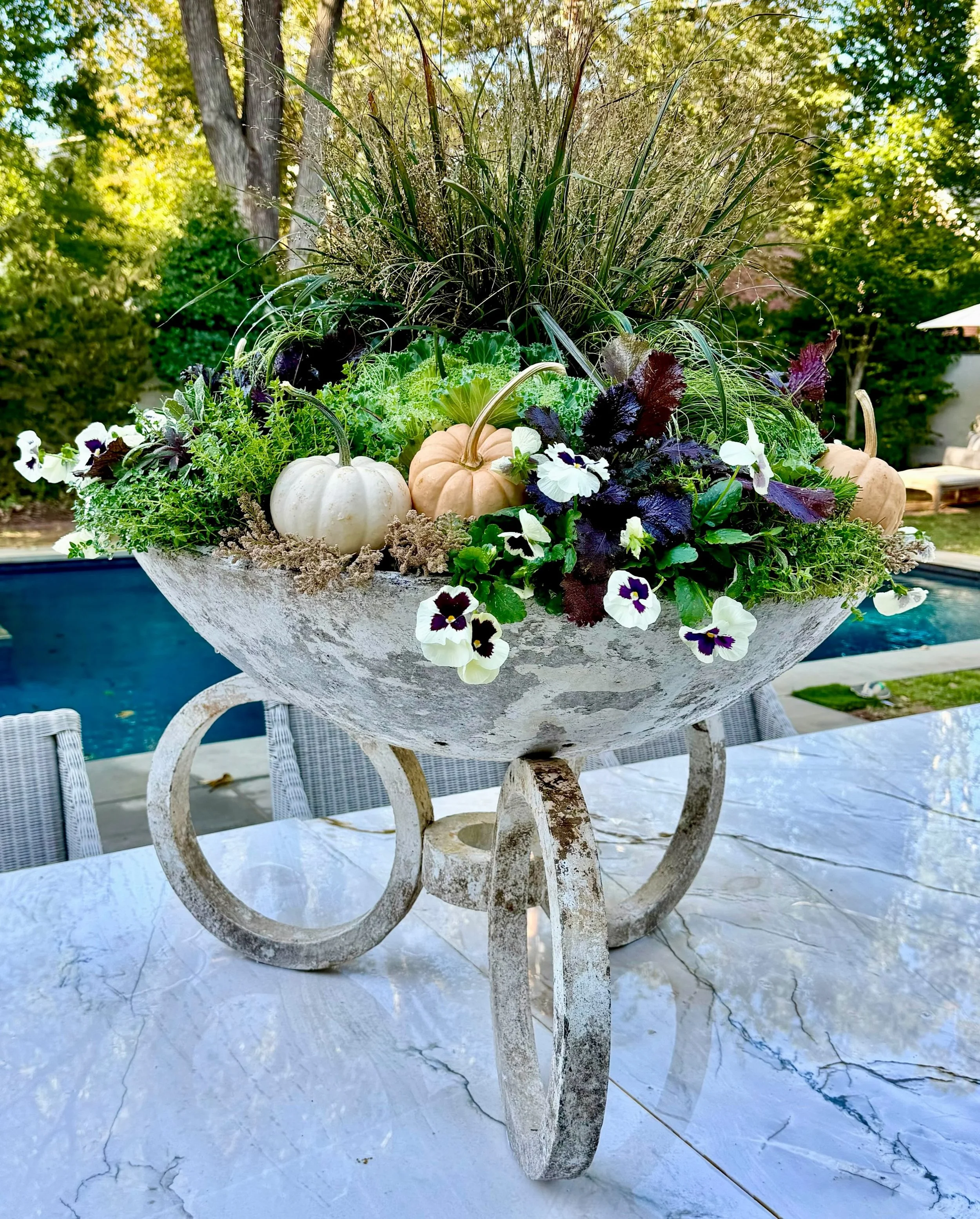 Fall is in the air and we are crushing on this gorgeous vintage Willy Guhl planter from our last container that was snapped up and has been filled with Fall freshness. We love all our avid Willy Guhl collectors! Discover our extensive collection of o