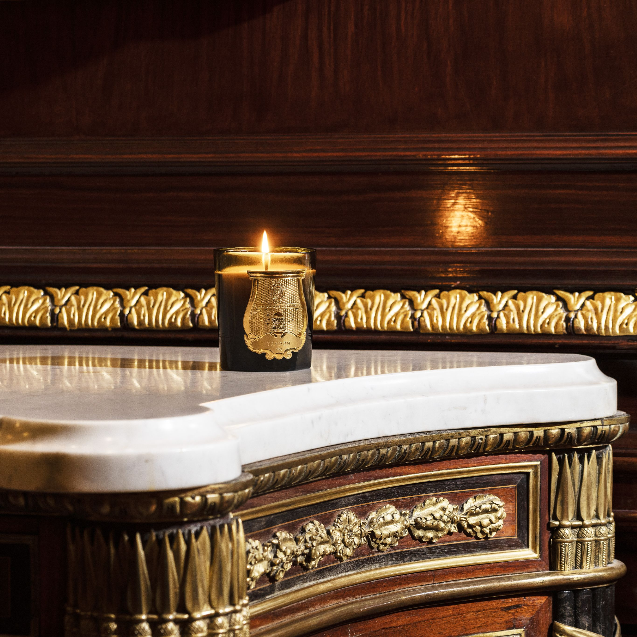 candle on enfilade.png
