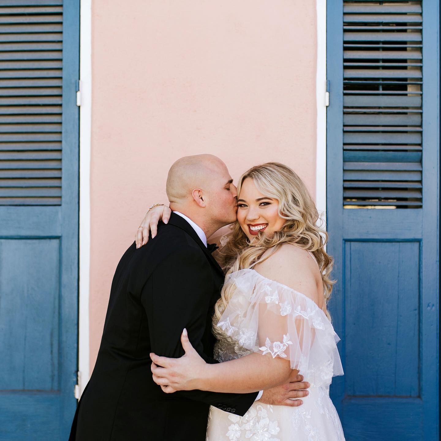 Taylor and Michael, I know it&rsquo;s only been a month but please come back and hang out in Nola! I miss y&rsquo;all already. Thank goodness our last hang was the best day ever 🥰

Planning: @lizziembfrederick @theuncommoncamellia 
MUA: @glamtogeaux