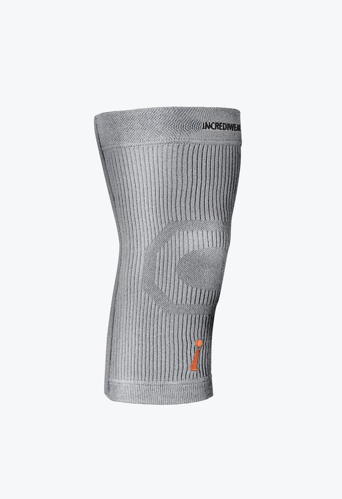 Knee_Sleeve_Grey_Left_700x copy.png