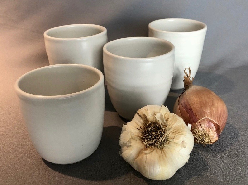 Hayes White Cups (4) #F5. SOLD