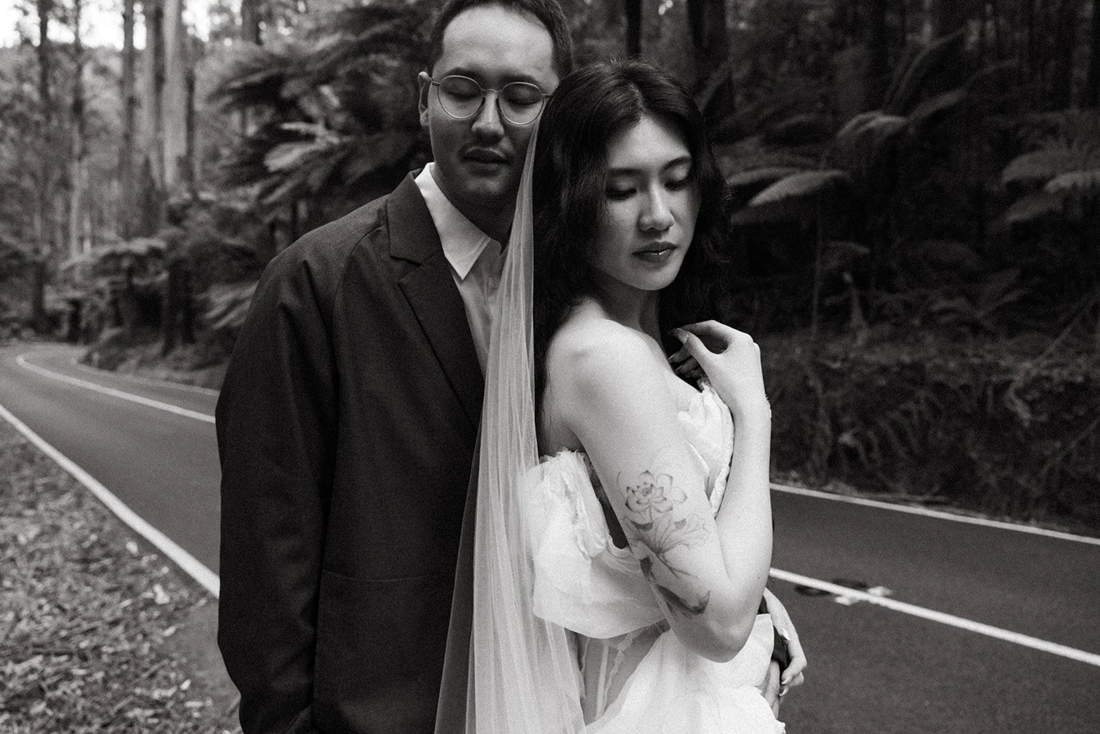 A Love Story Nine Years in the Making: Raymond &amp; Bonnie's Understated Wedding at Jackalope Hotel