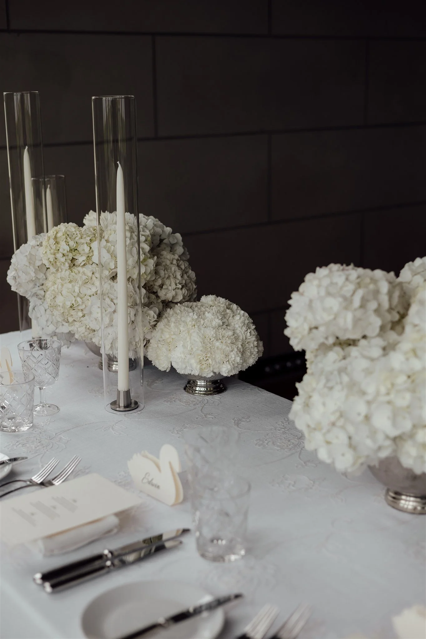 wedding table setting with white hydrangeas