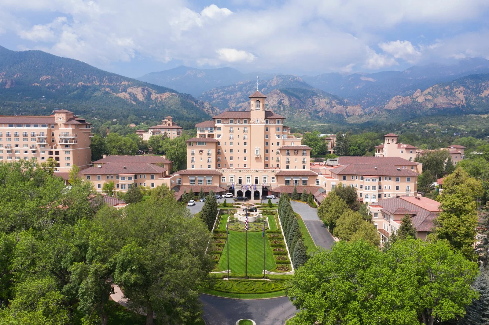 18_Chad Chisholm Hospitality copy.jpg