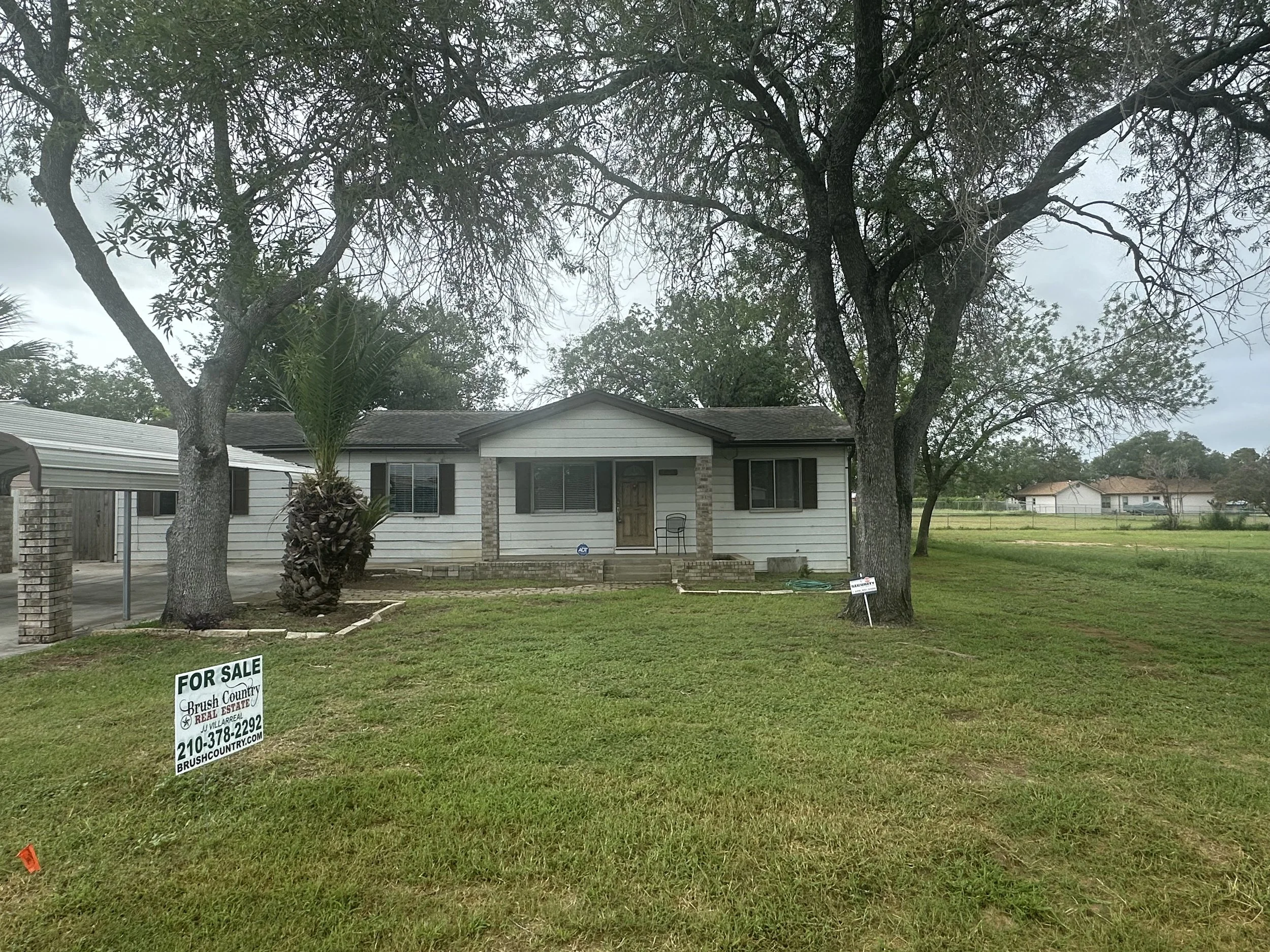 15314 Oak  St Lytle, TX