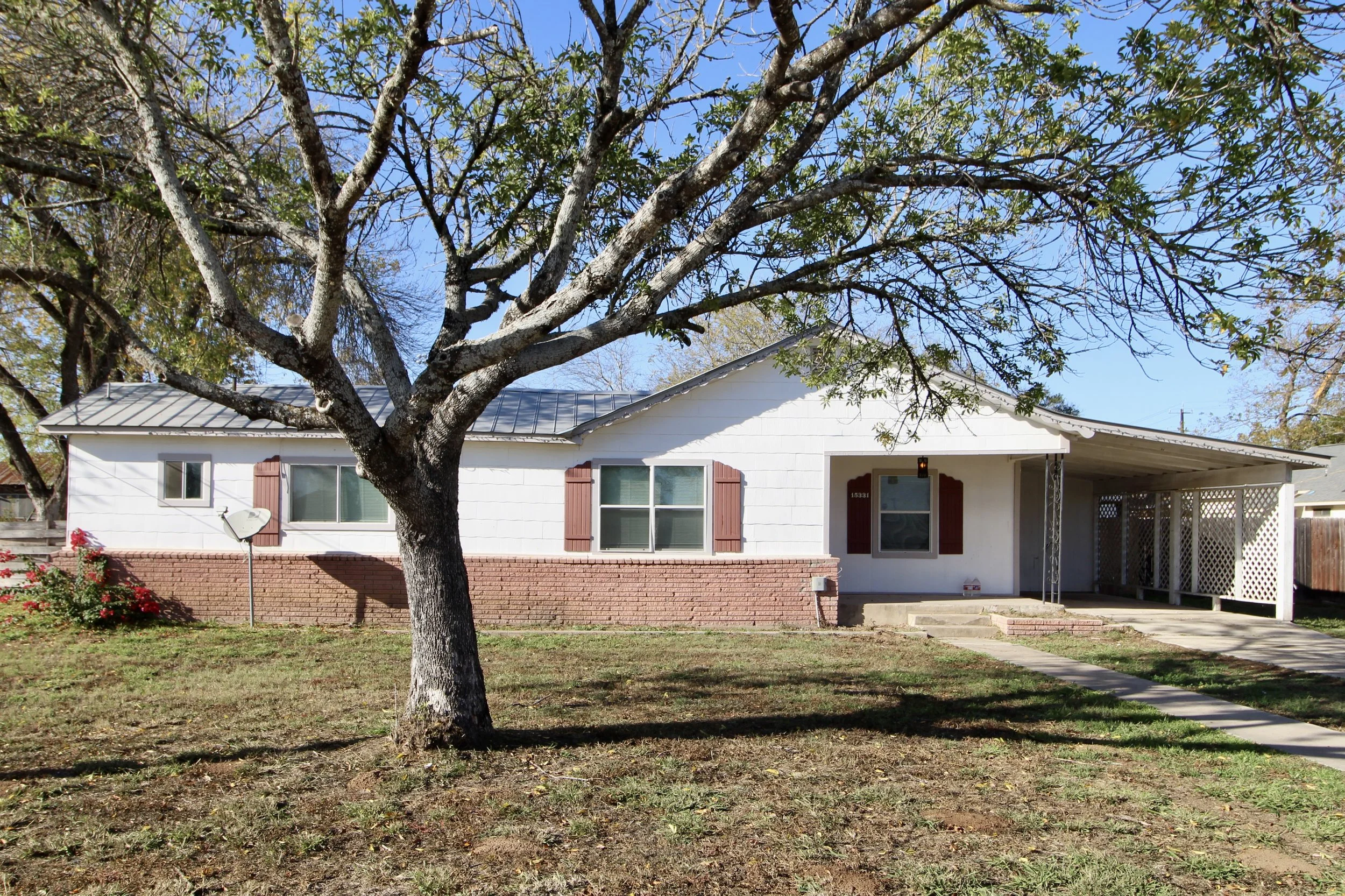 15331 Cottage St Lytle, Tx 