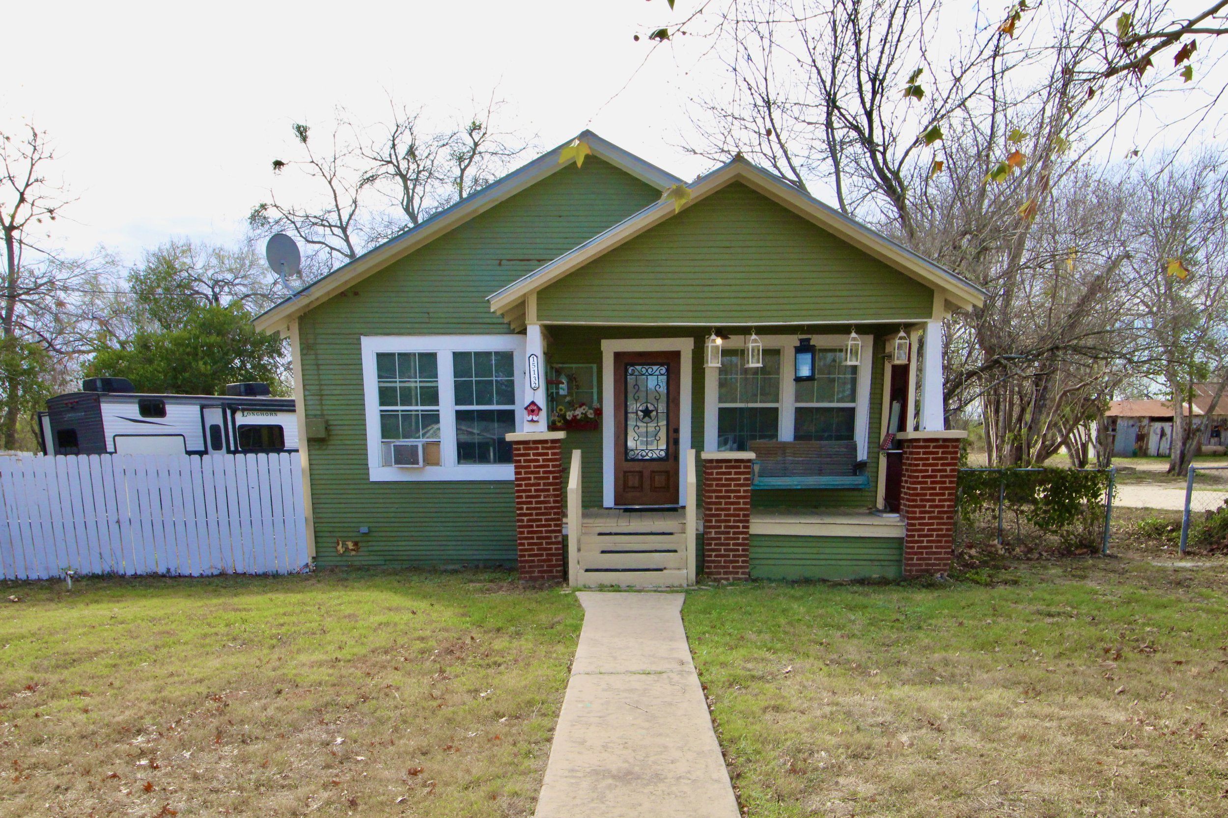 15132 Magnolia St Lytle, Tx 