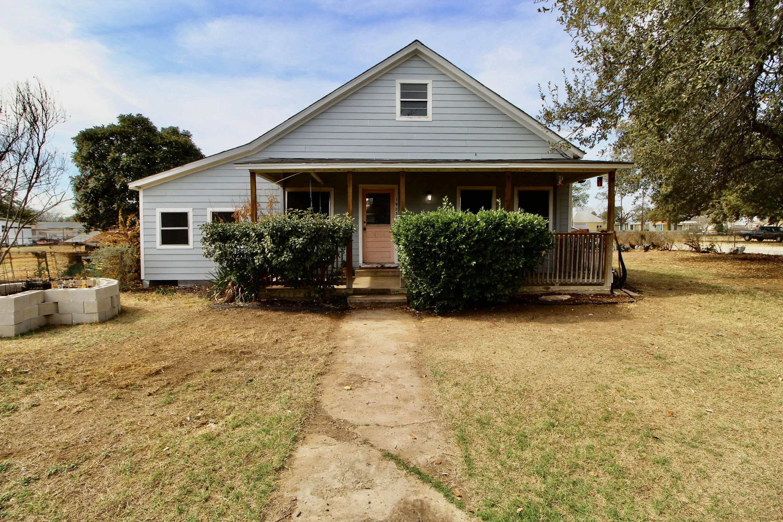 19231 N Benton St. Lytle, Tx