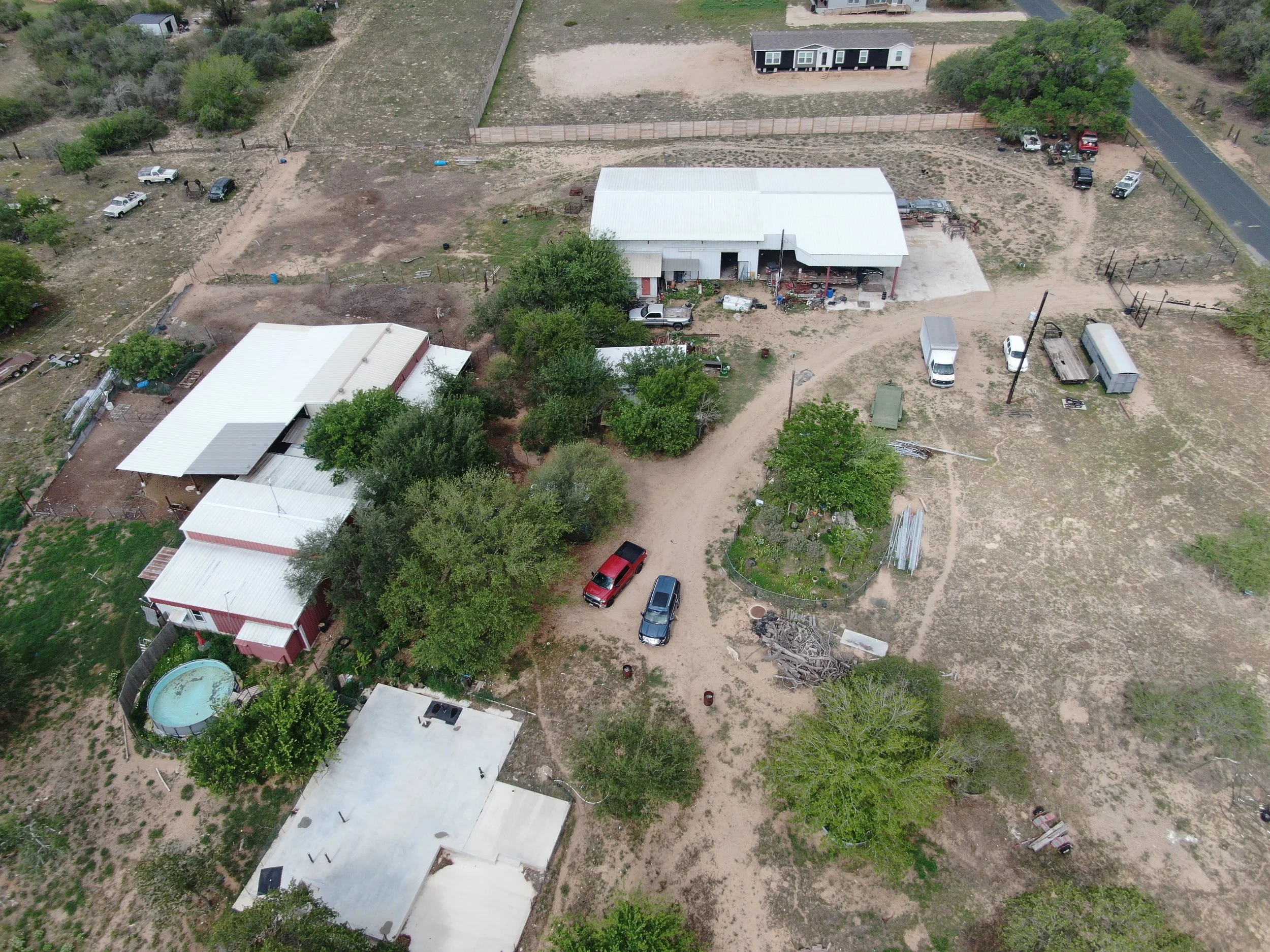 81 Stevens Rd, Somerset, TX
