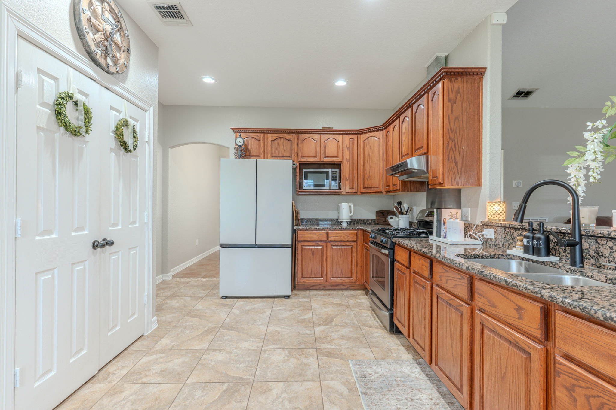28-web-or-mls-DSC05650-HDR.jpg