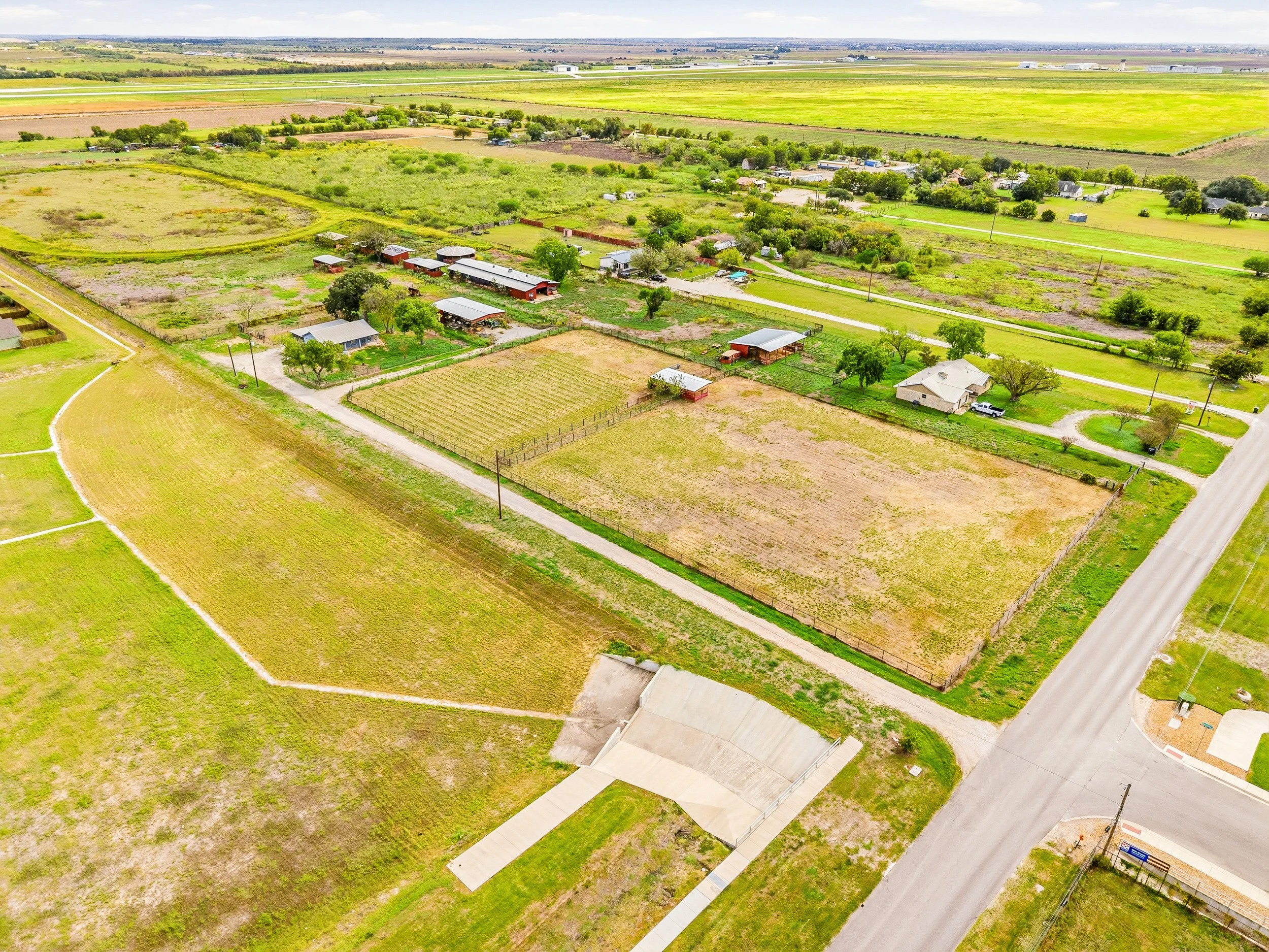 6_elucidate estates - 1179 barbarosa road-102.jpg