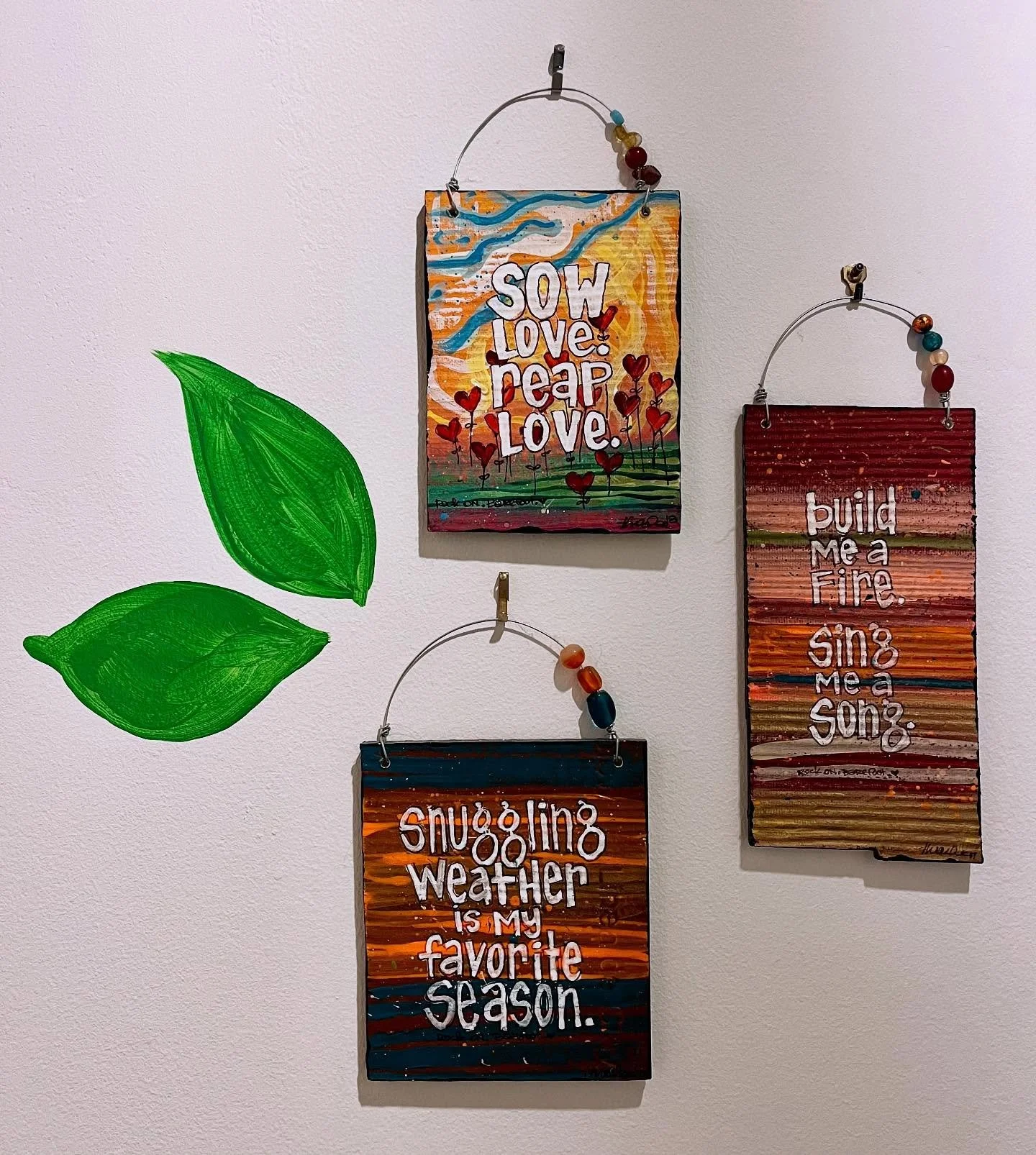 sometimes the Art gets frozen inside
+ i don't have the strength to relight my own flame.
so i shrink + i hide + i pray + i detach
+ i wonder if-when-if the Art will
find her way back to me.&hearts;
#rockonbarefoot #rockonbarefootoriginals #cerebralw
