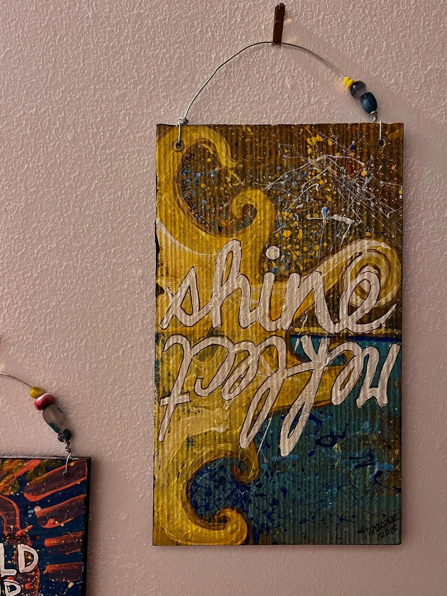 2015 // original by annie thrasher.
title: &rdquo;shine/reflect.&rdquo;
private collection.&hearts;
#exclusiveart #rockonbarefootpeace #rockonbarefootoriginal #rockonbarefootstudio #exclusiveartist #2015originalart #investment #artissexy #funkyartiss