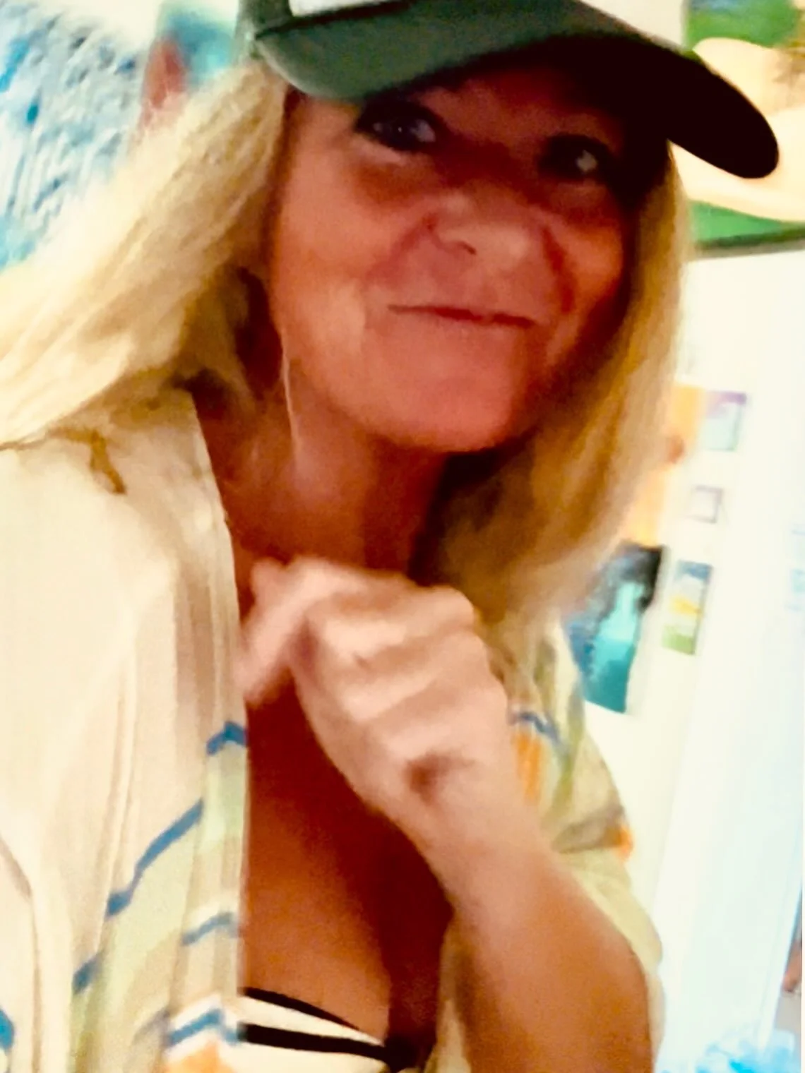 if you're not interested in
sneaking out to the beach
before our workdays begin,
then you're not invited.
.
[ blurry bc i was dancing myself happy.&hearts; ]
