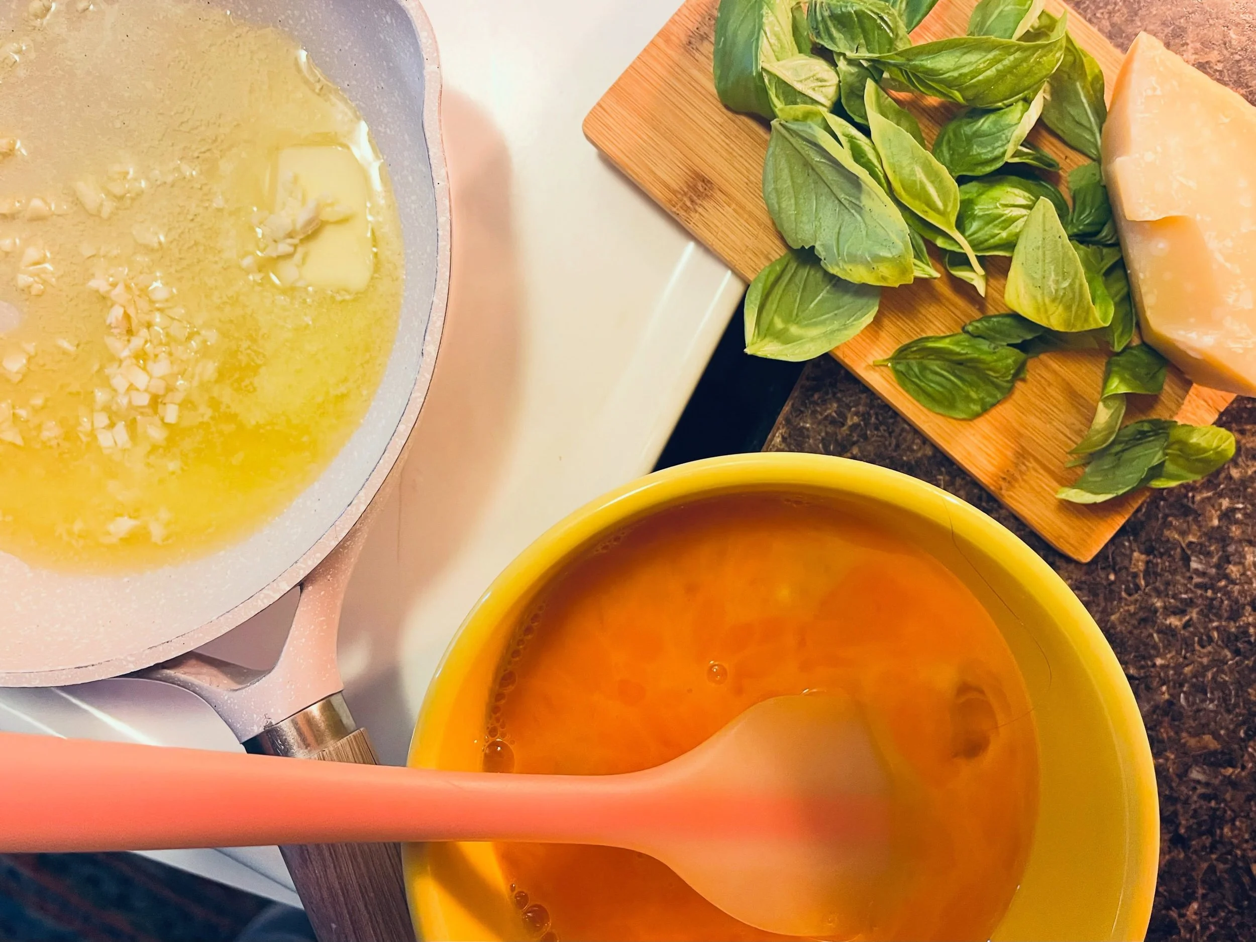 the Way you feed yourself
says so much about who you
believe you are + the Life
you believe you deserve.
.
who me?
oh. i know who i am&mdash;
i am the Daughter of God
+ my body is a place of worship,
so i feed myself for energy + vitality,
clarity, p