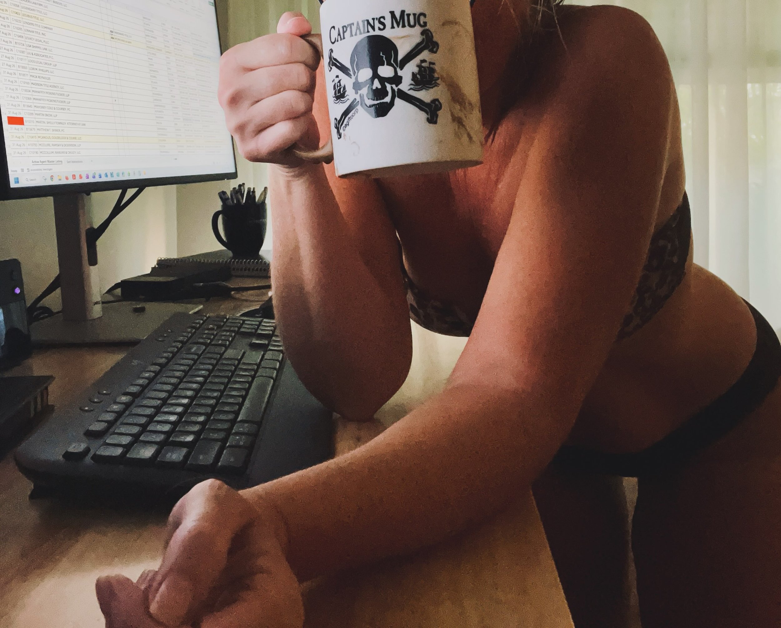i'm no therapist,
but have you ever tried drinking
coffee from a pirate mug? &hearts;
#badartbyanniethrasher