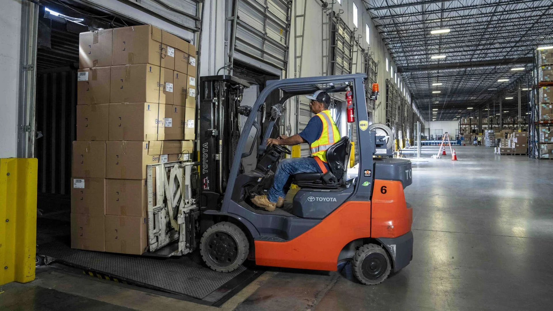 Loading Trailer WH.jpg