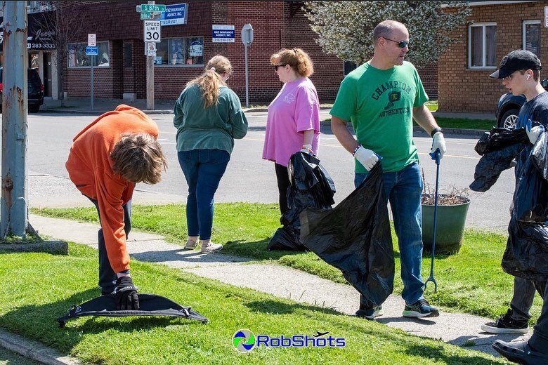 Thank you to RobShots for these awesome photos of our clean up!