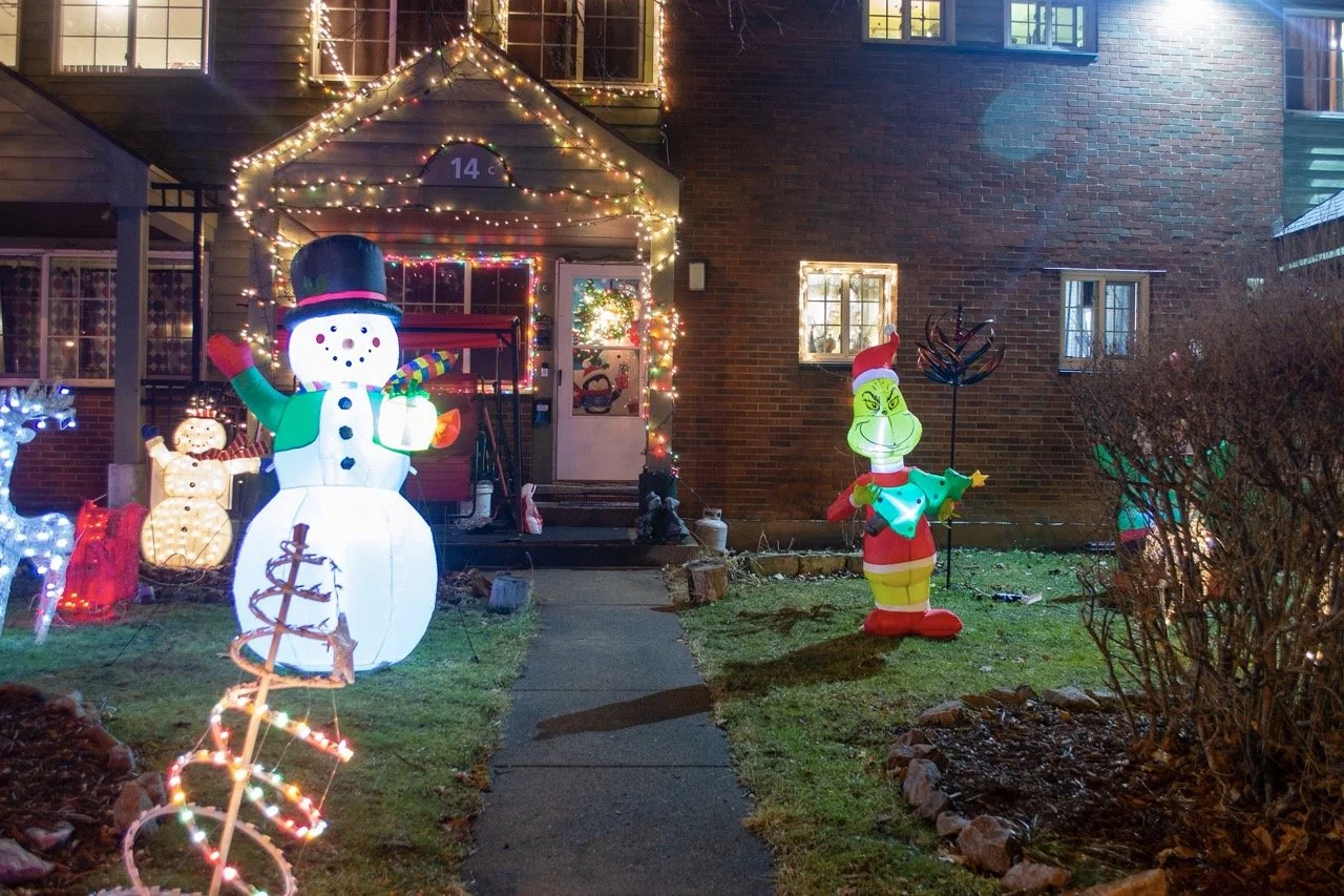 Holiday Lights — Niagara Beautification Commission