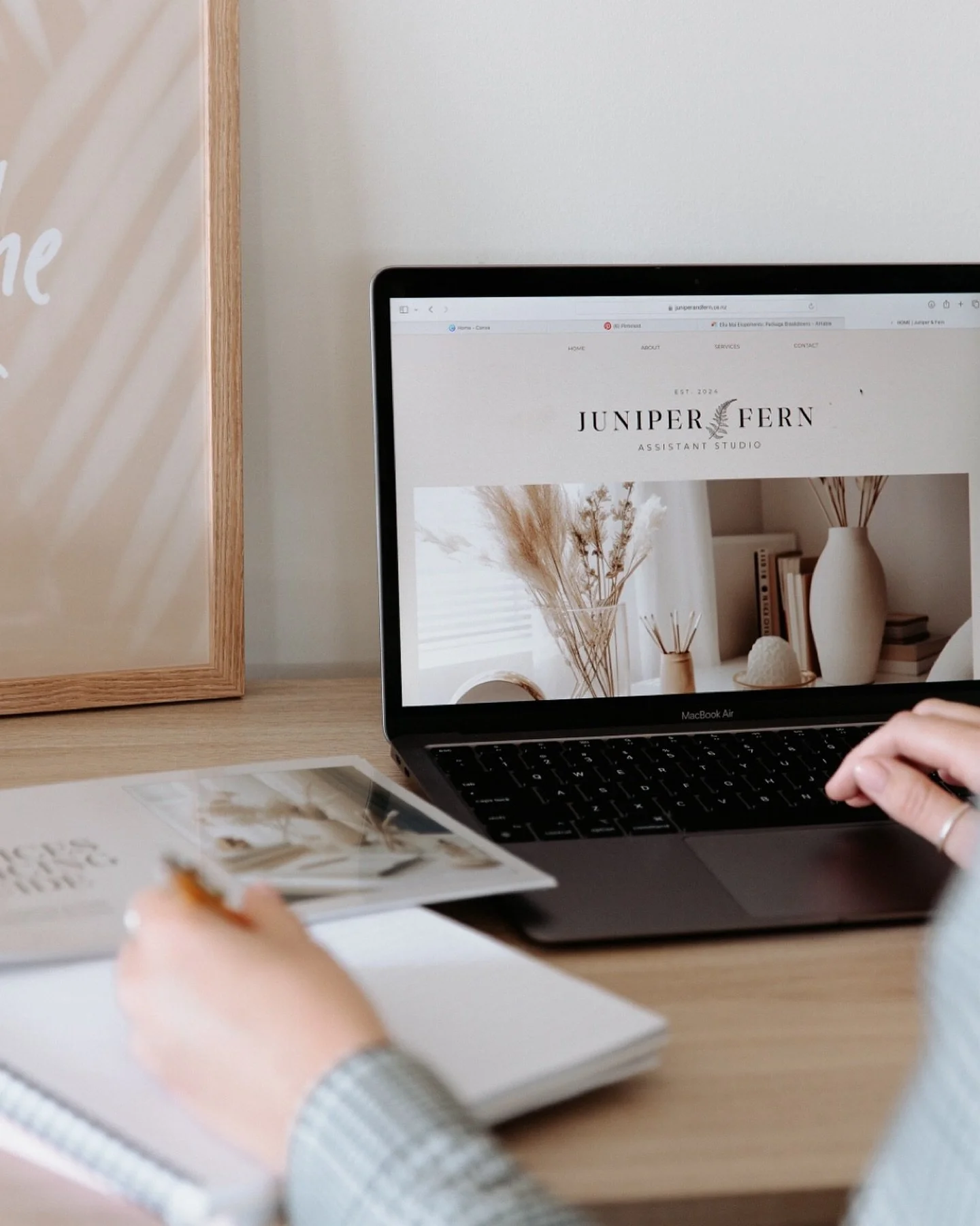 Let&rsquo;s talk branding sessions. I don&rsquo;t advertise these as much as I should especially when they are up there as one of my favourite photoshoots to do.

Investing in professional photos for your business is a game changer, one shoot can get