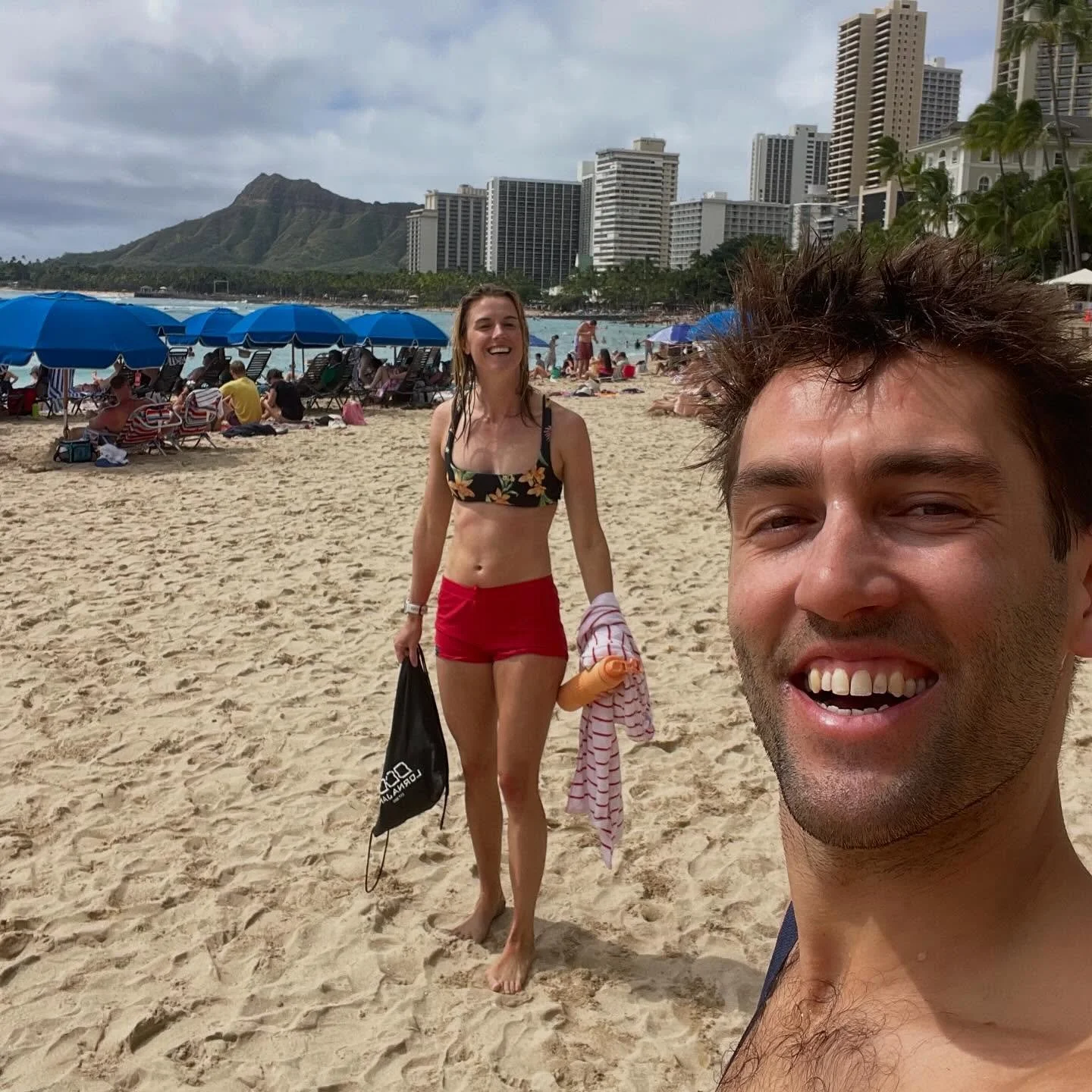 Ok Waikiki is fun!!! 

#hawaii #waikiki #oahu #surftrip #gopro #shotongopro