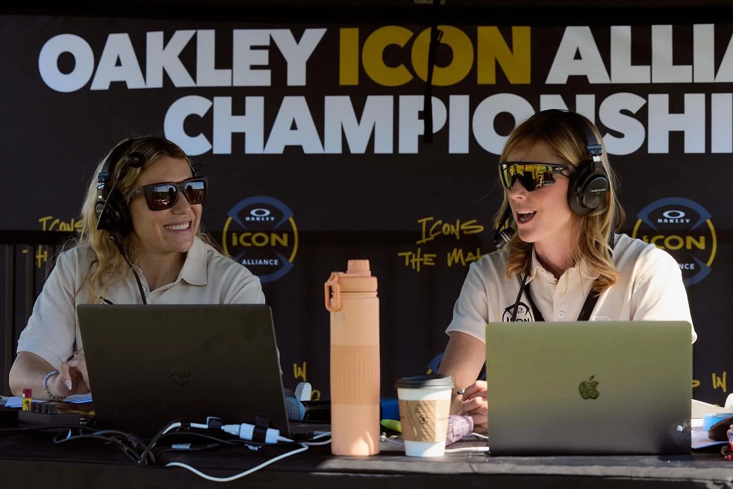 Dream commentary team at the @oakley_us Icon Alliance Championship! 🫶🏻

Thank you @oakley_us and @hometeam_network for investing in such an incredible event and broadcast of girls&rsquo; flag football. 🙏🏻🏈

#flagfootball #americanfootball #oakle
