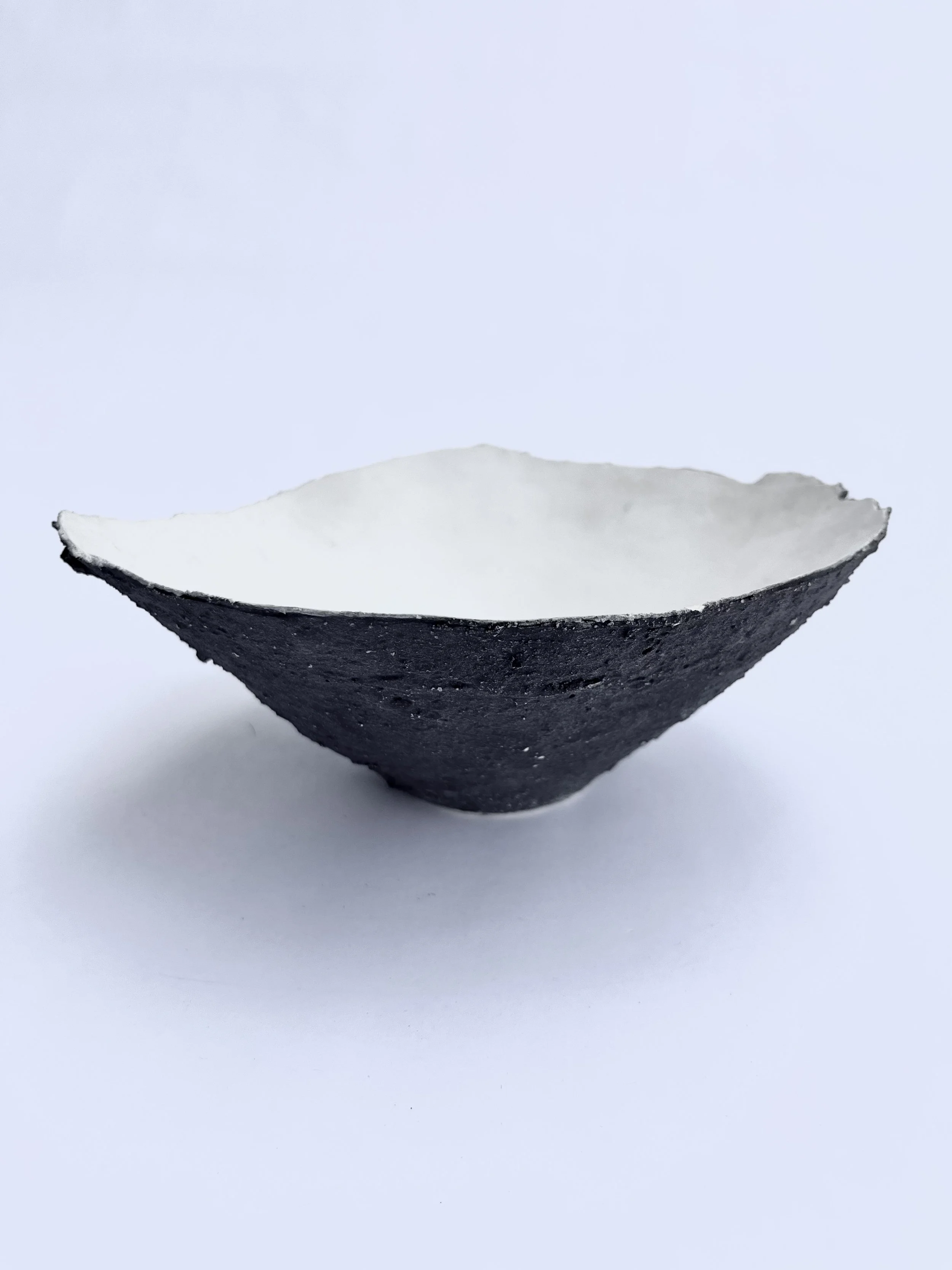LEPIC028 Smallest Bowl Black-7.jpeg