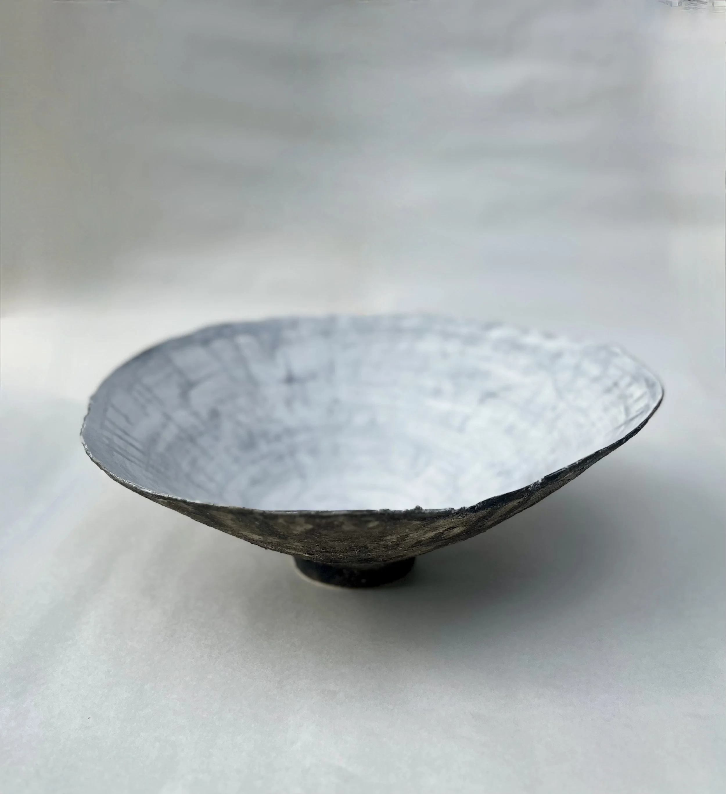 LEPIC052 Large White Drip Bowl-9.jpeg