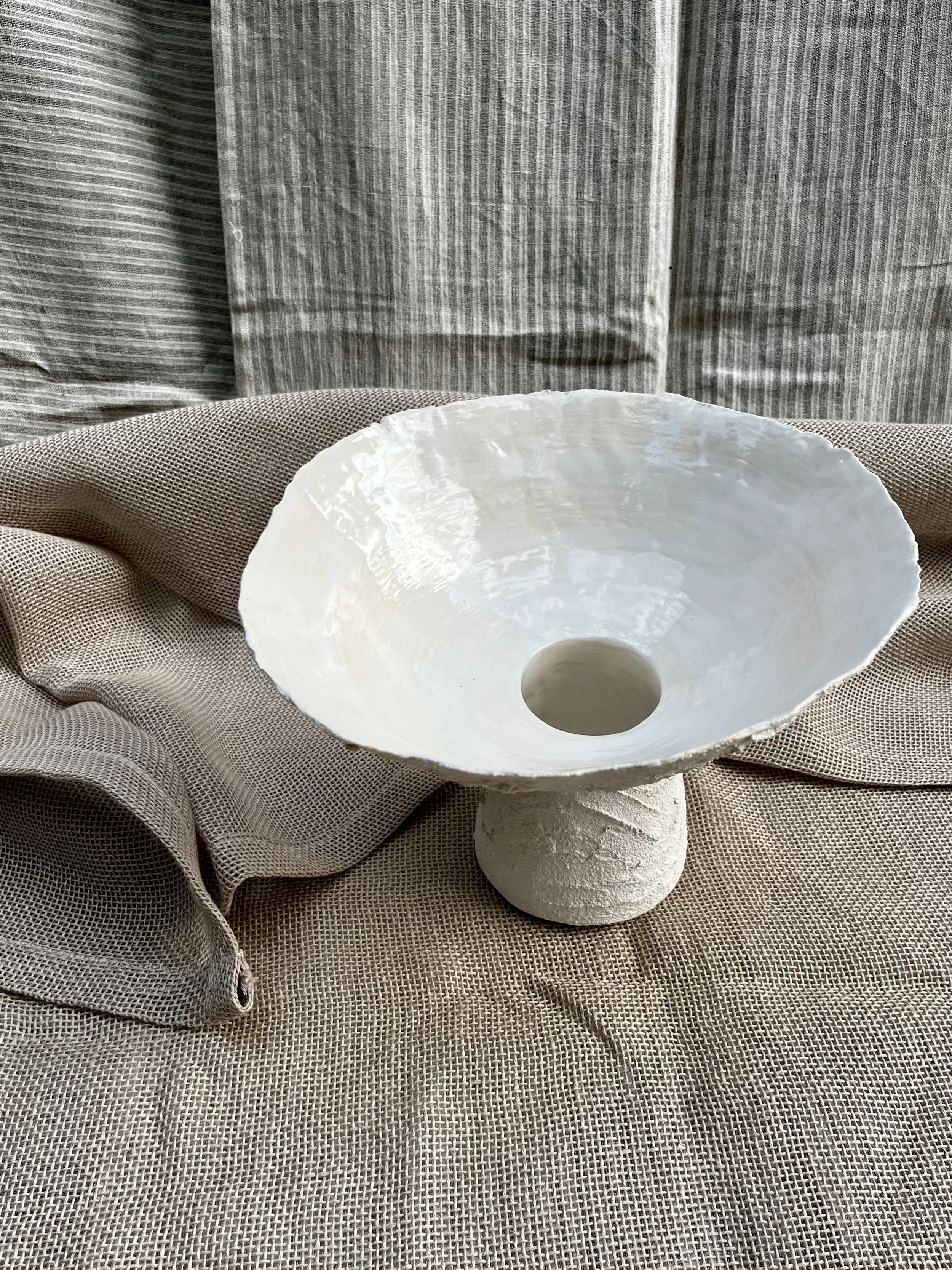 LEPIC067-White Missi Vase-3.jpeg