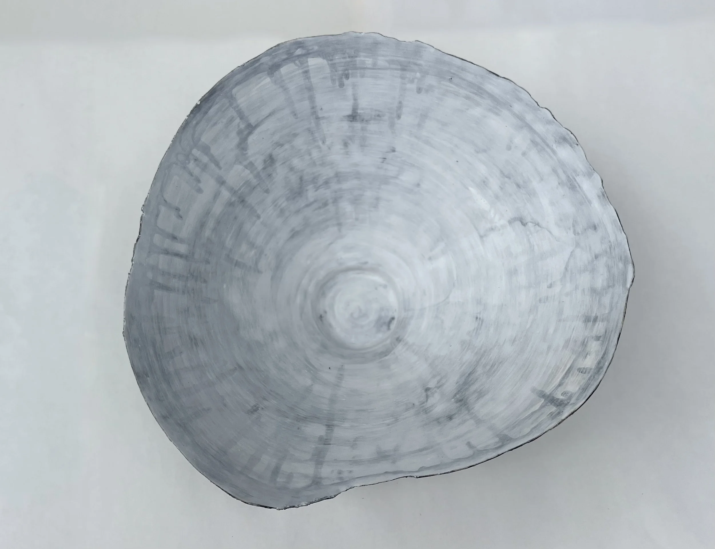 LEPIC052 Large White Drip Bowl-6.jpeg