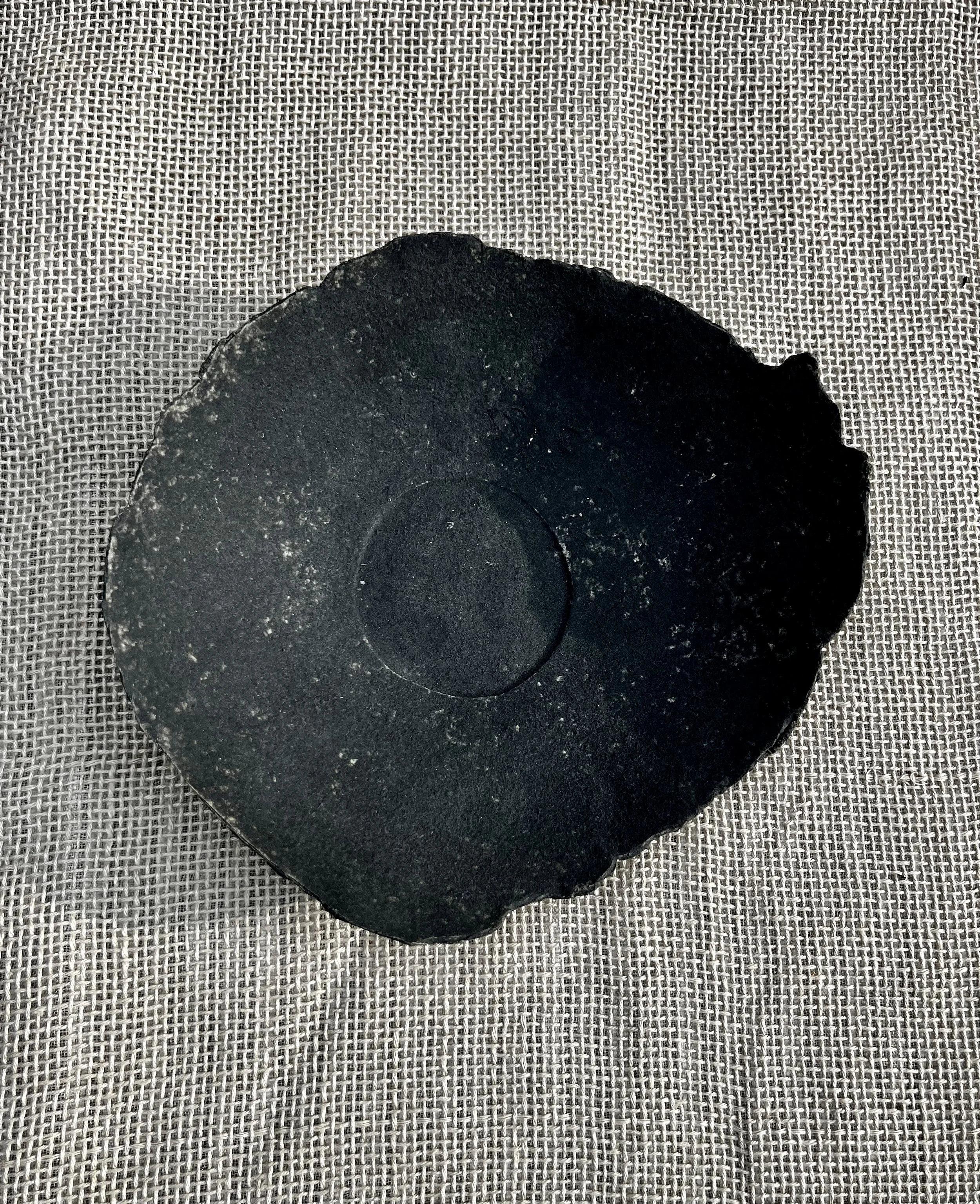 LEPIC049 Shallow Black Dish 2.jpeg