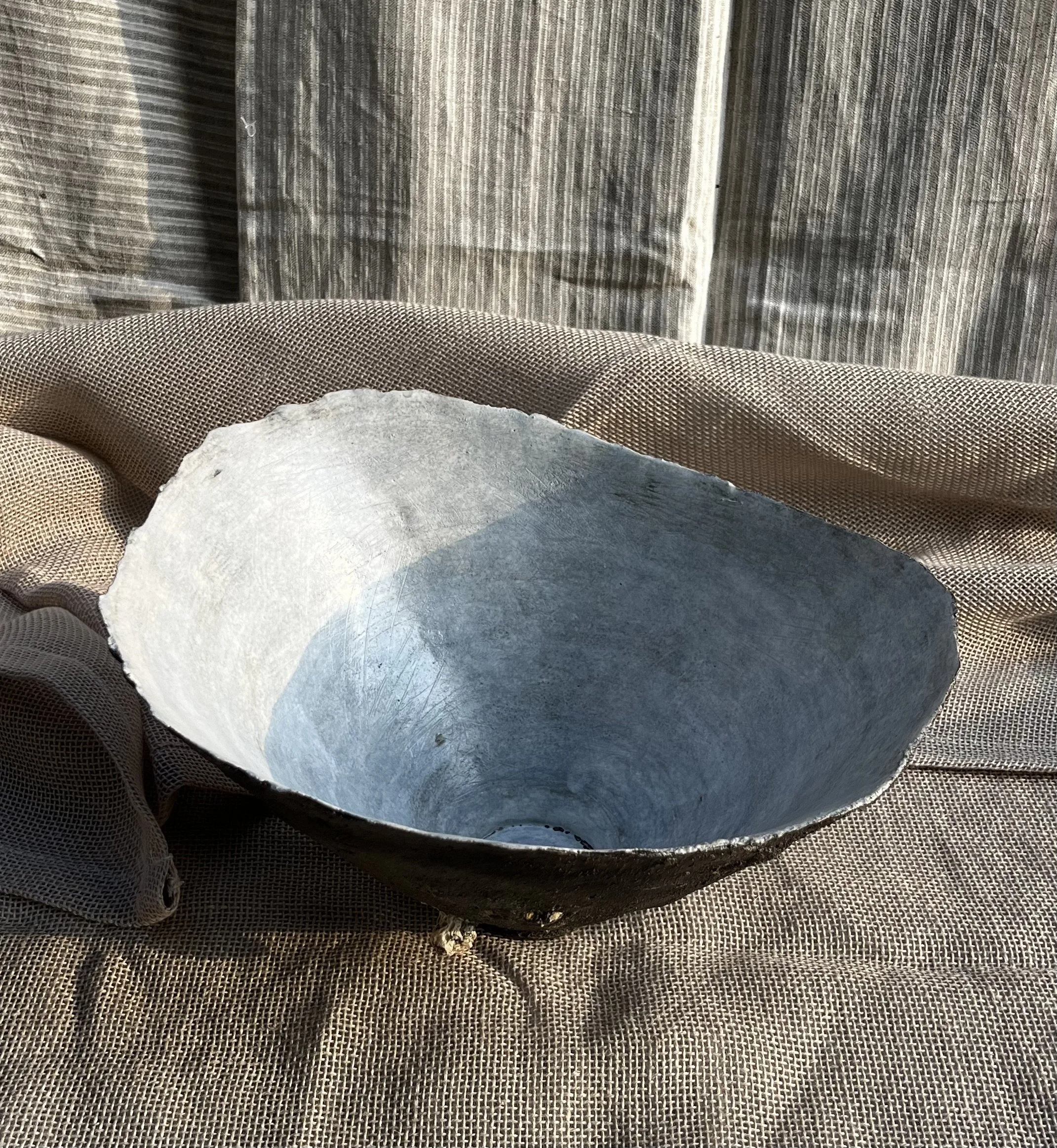 LEPIC089-Grey Bowl-2.jpeg