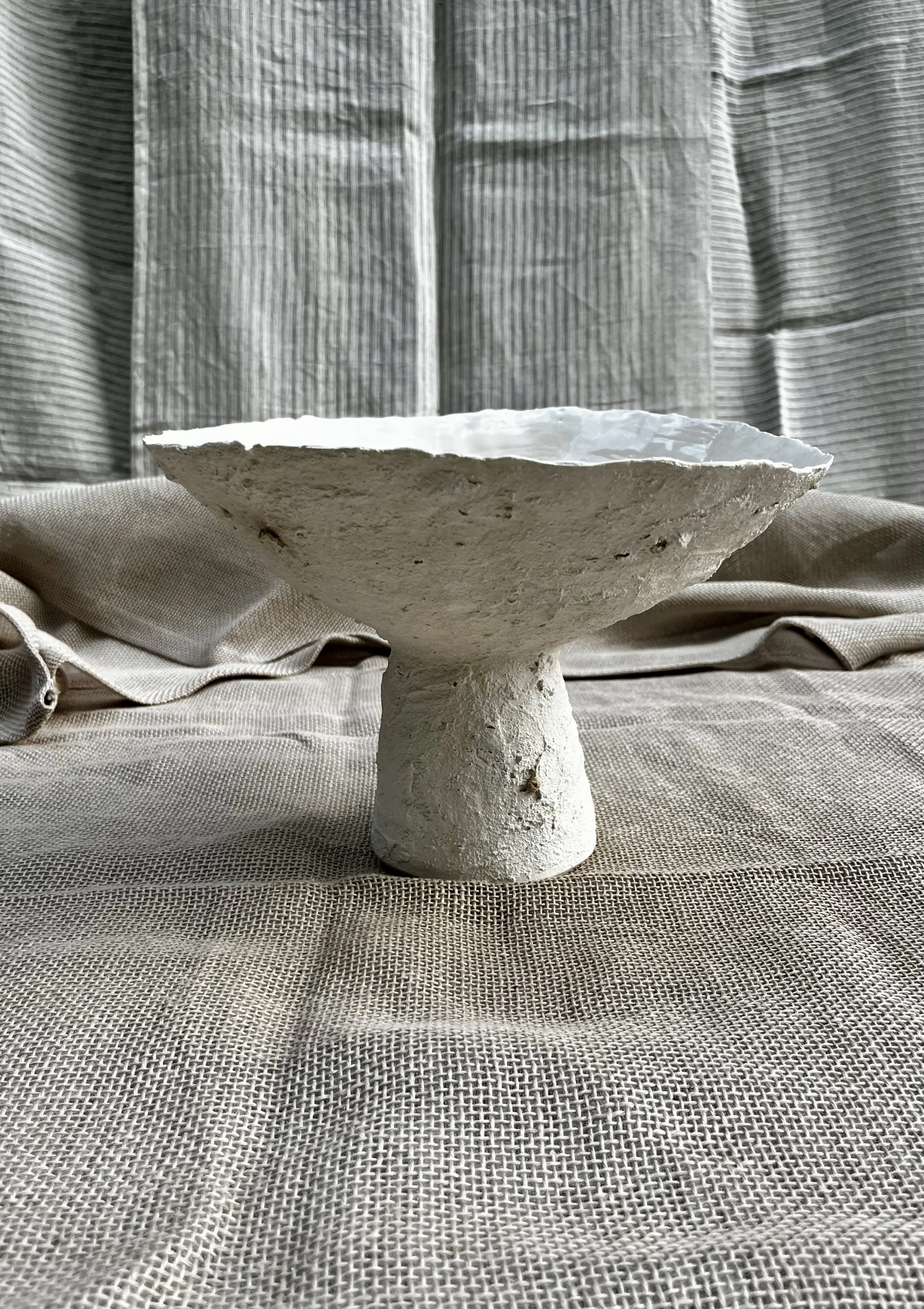 LEPIC054 White Texture Vase With Blue Mishima On Foot-6.jpeg
