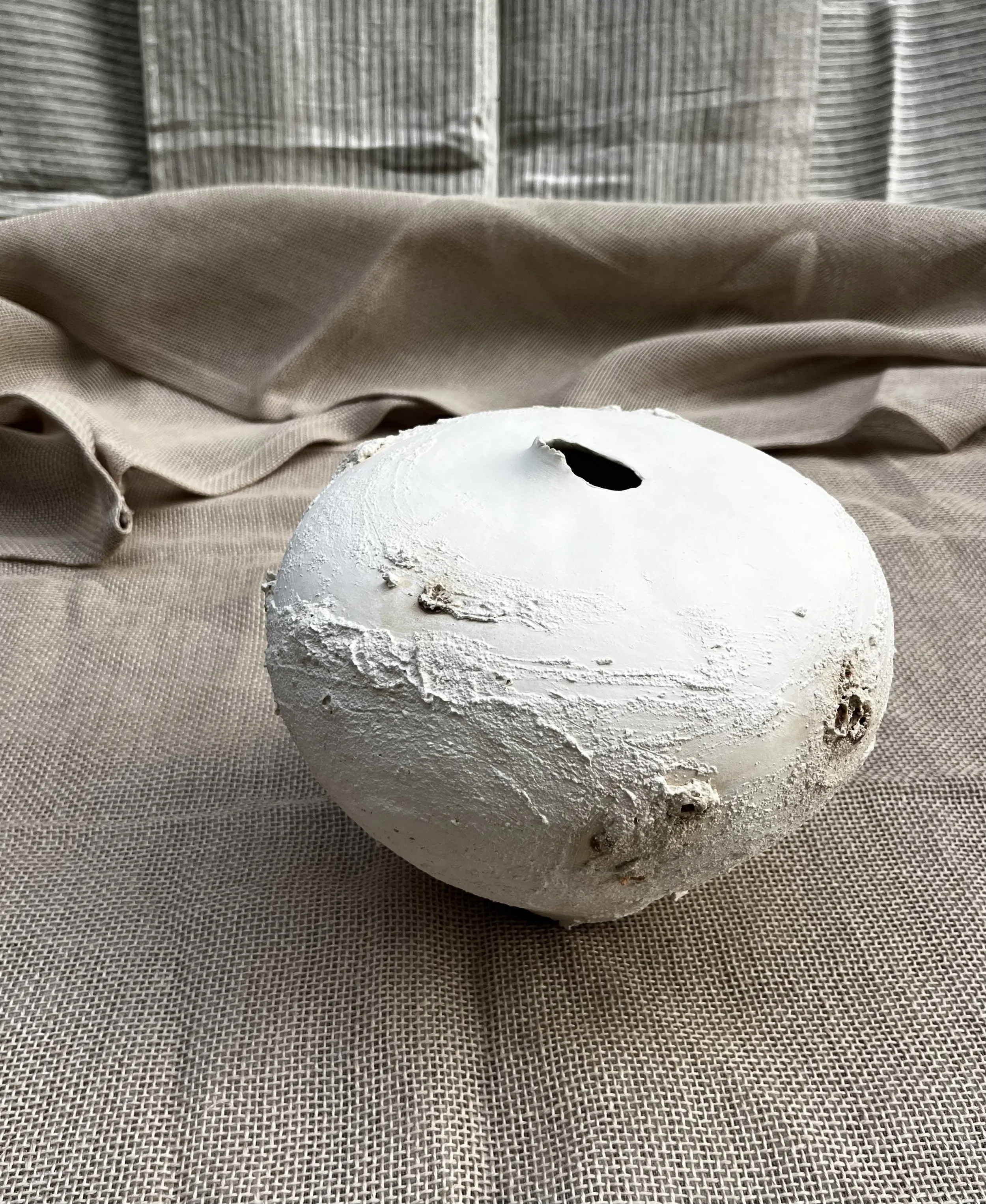 LEPIC057-White Sphere-7.jpeg
